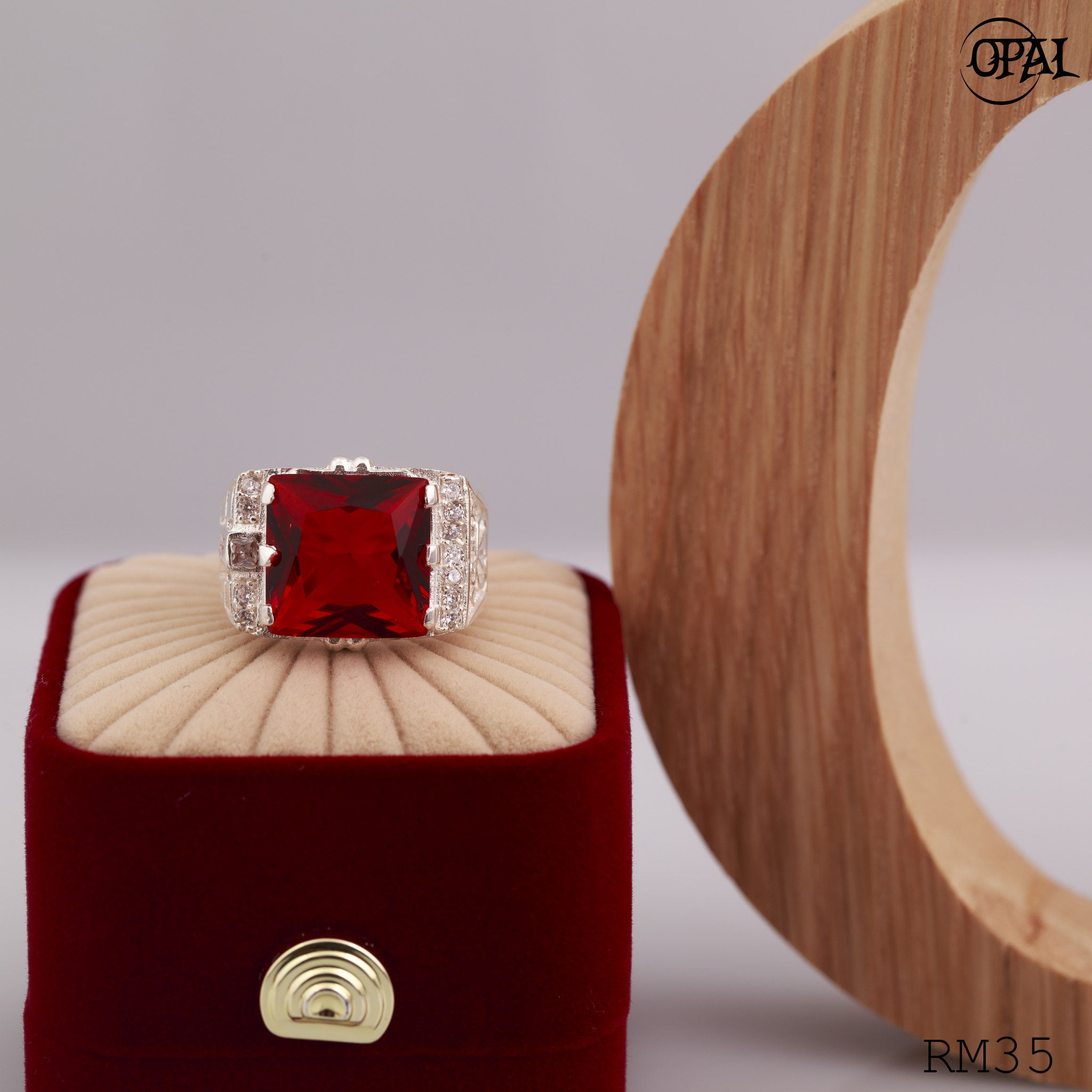 RM35 - Nhẫn bạc nam đính đá OPAL