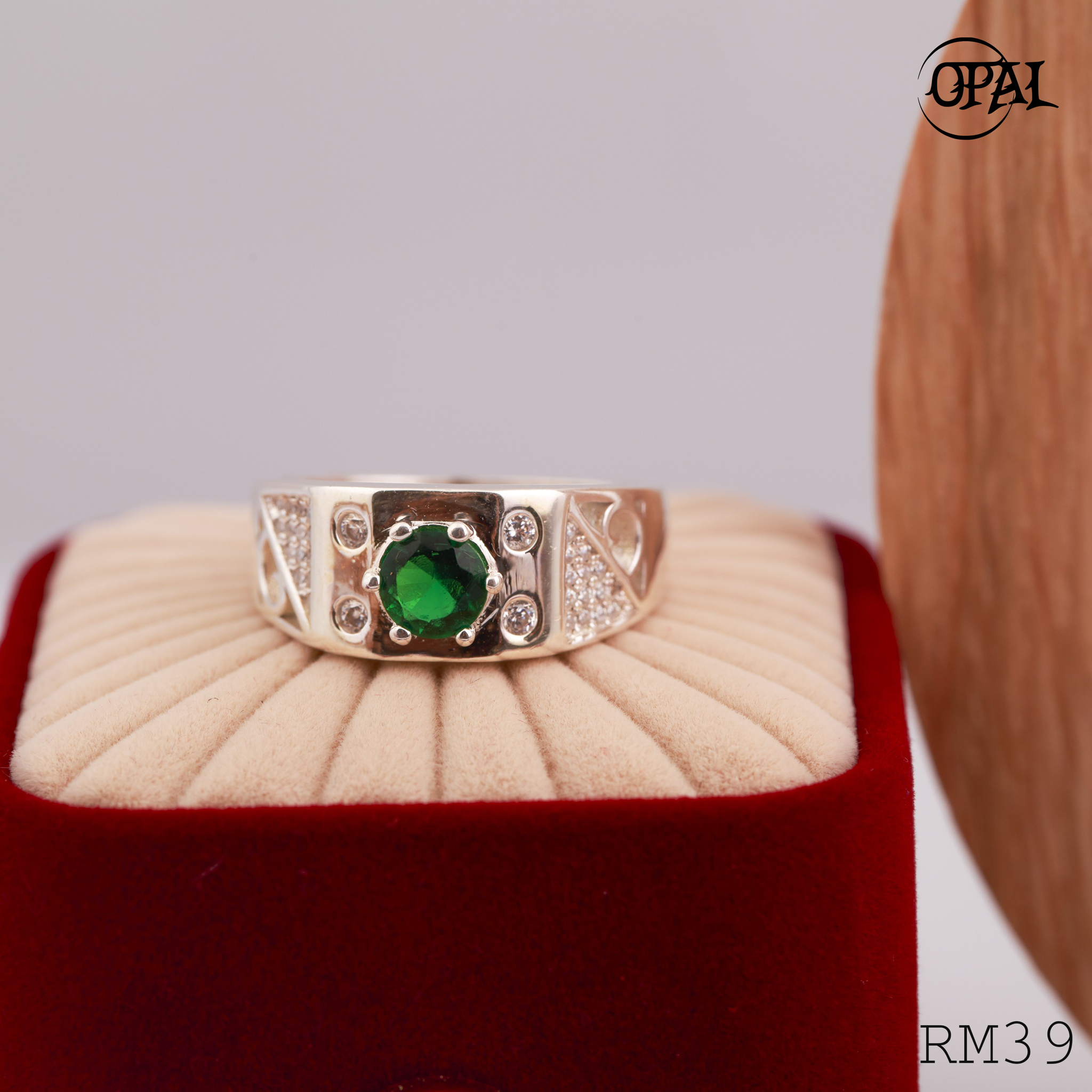 RM39 - Nhẫn bạc nam đính đá OPAL