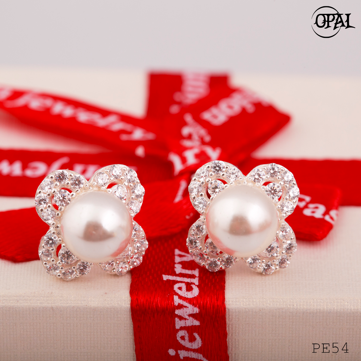 PE54 - Hoa tai bạc đính ngọc trai OPAL