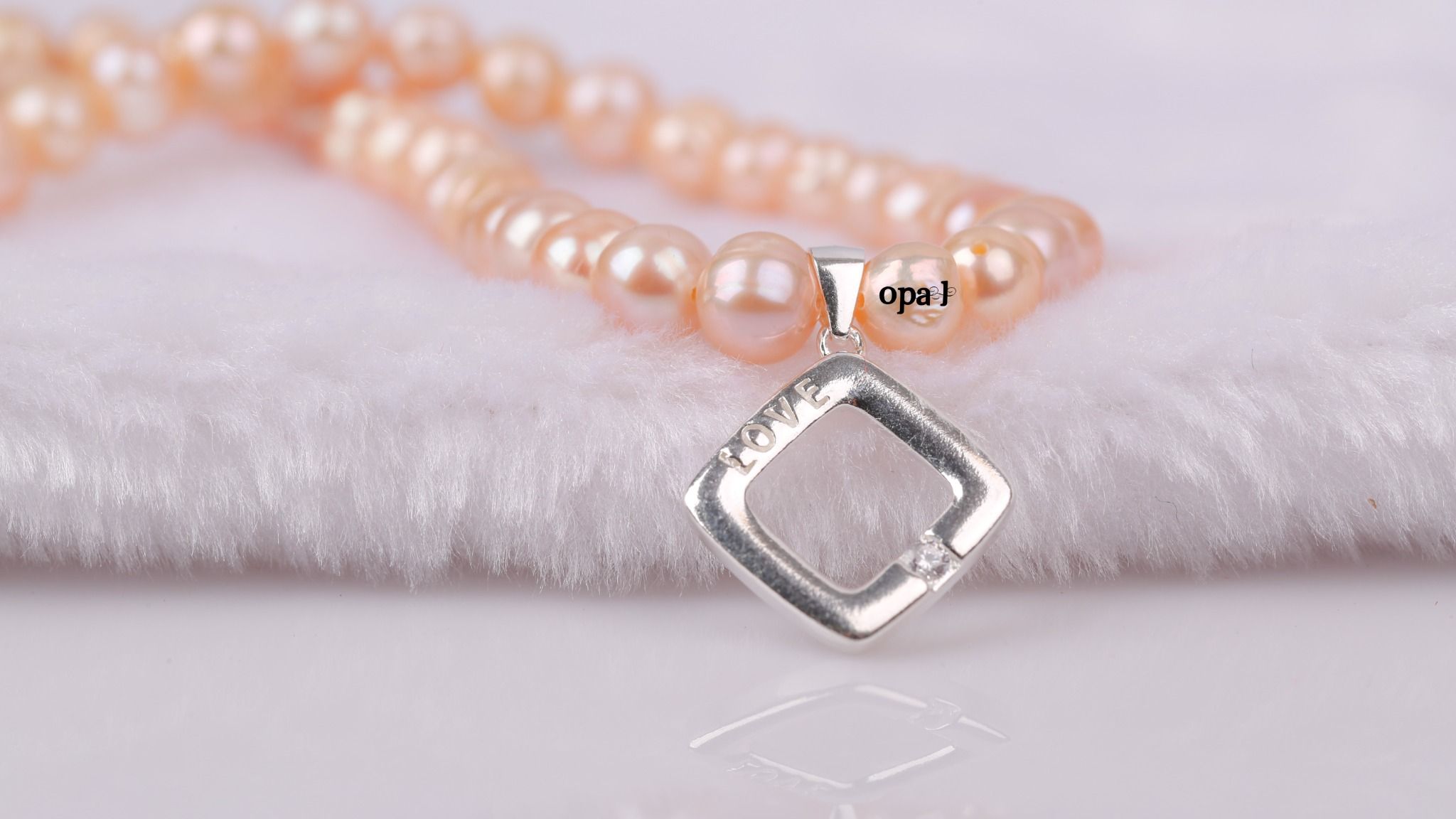 Chuỗi vòng cổ, vòng tay Ngọc trai phong cách trẻ trung thương hiệu Opal