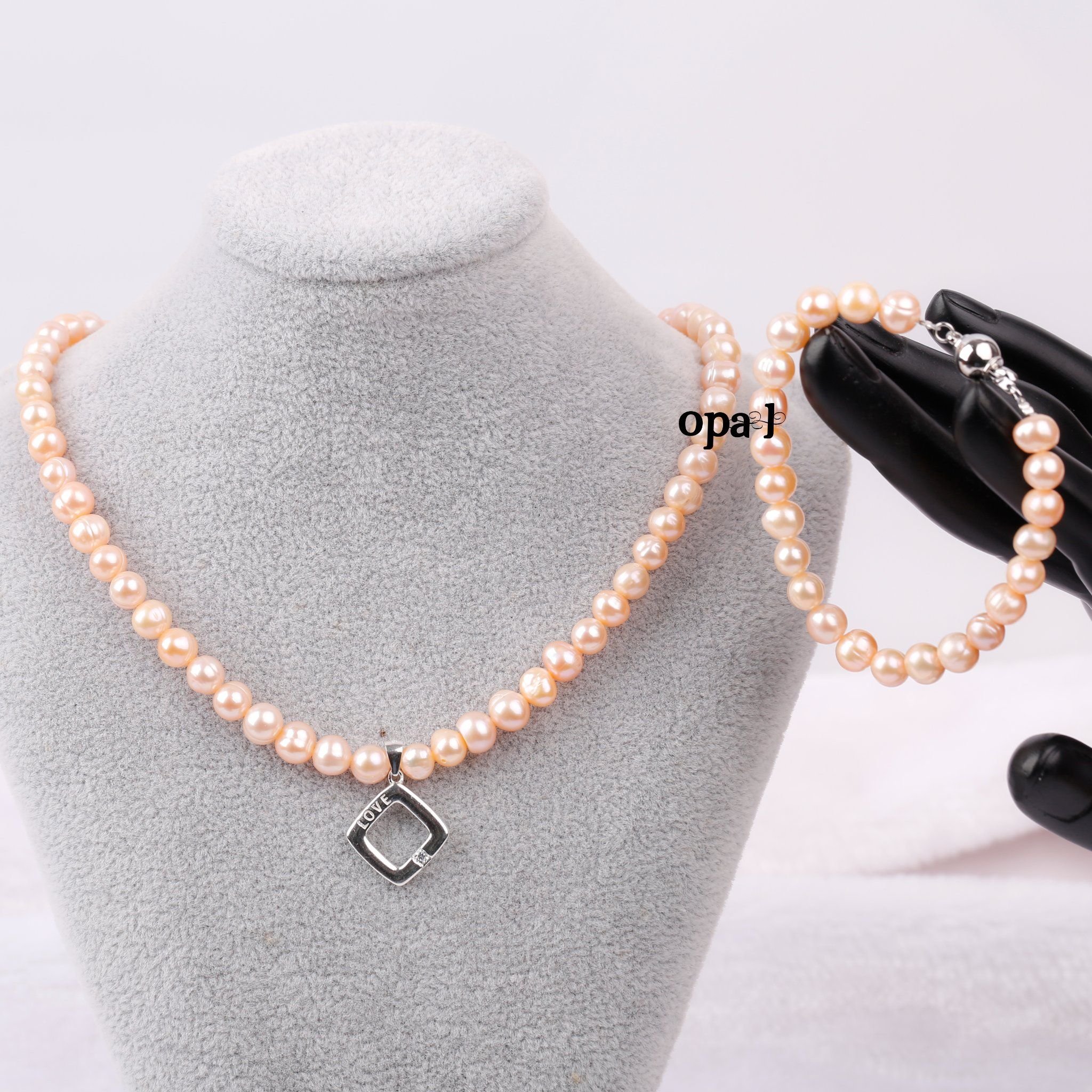 Chuỗi vòng cổ, vòng tay Ngọc trai phong cách trẻ trung thương hiệu Opal