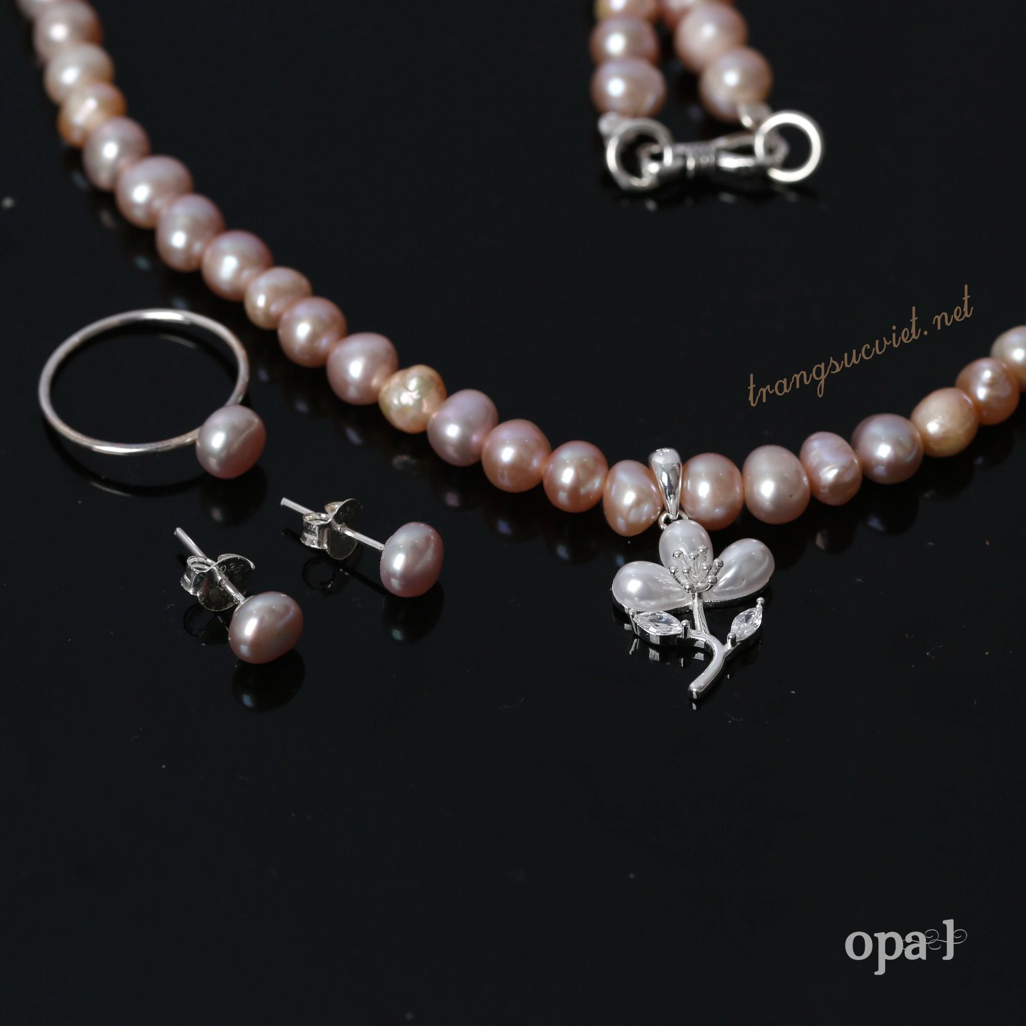 Vòng cổ ngọc trai Choker tím phong cách hiện đại mang xu hướng trẻ trung thương hiệu Opal
