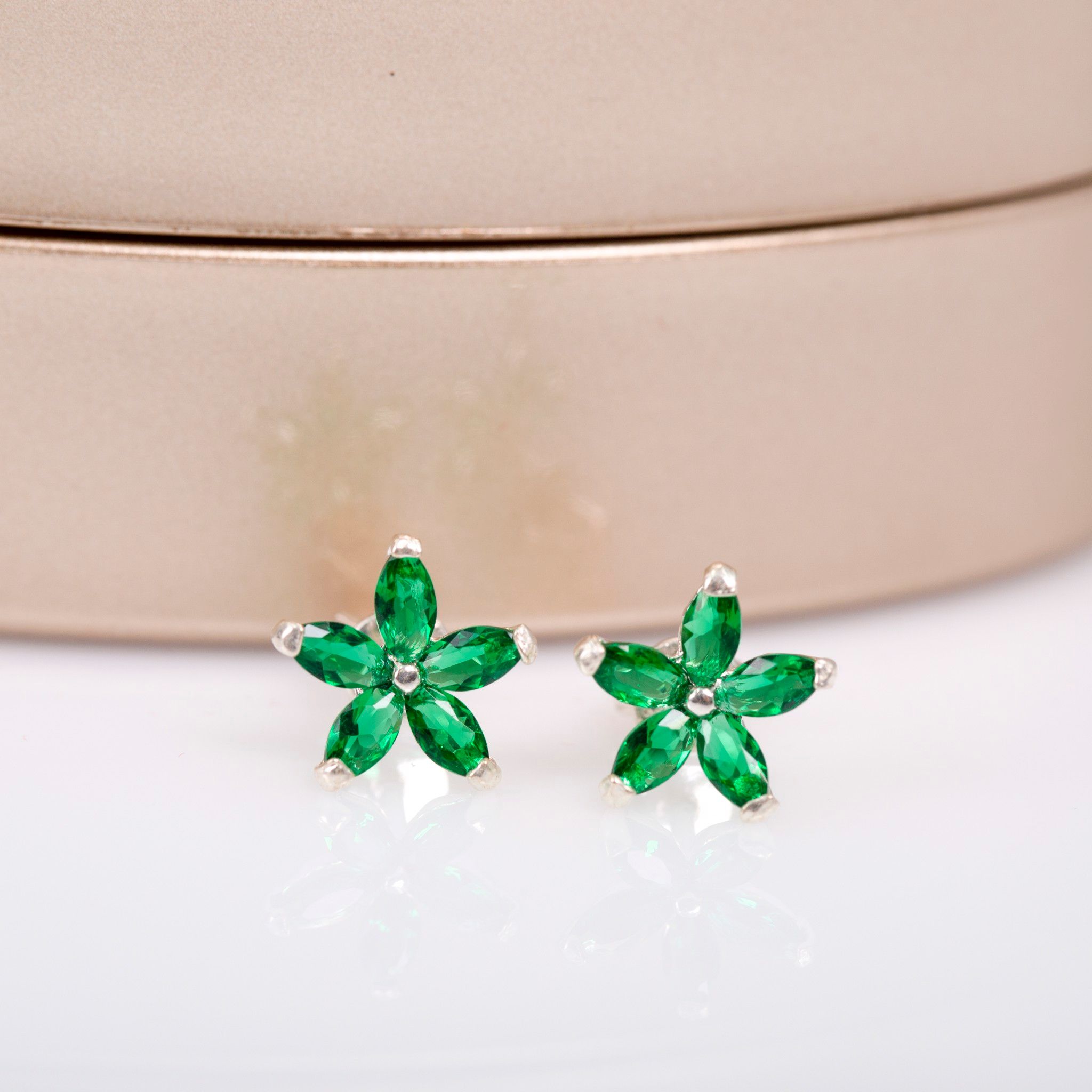 Hoa tai bạc đính đá Ross OPAL
