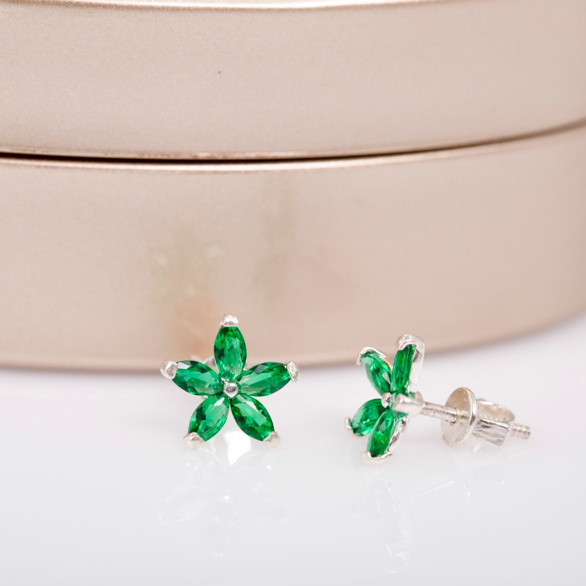 Hoa tai bạc đính đá Ross OPAL