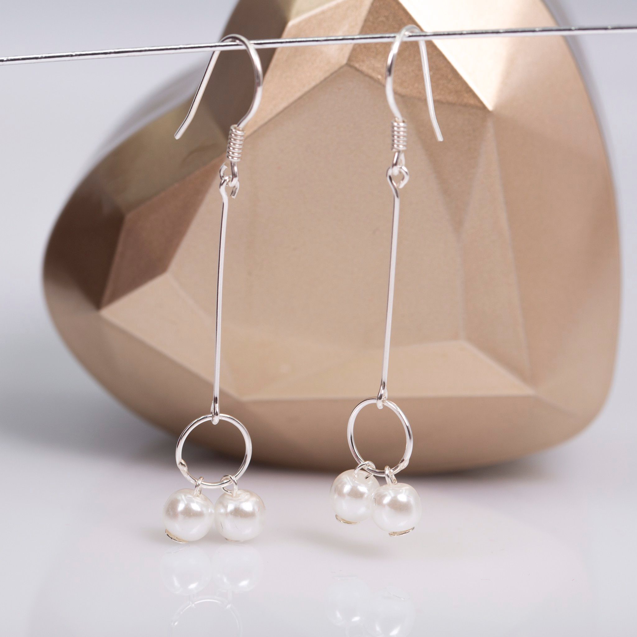 Hoa tai bạc đính ngọc trai OPAL