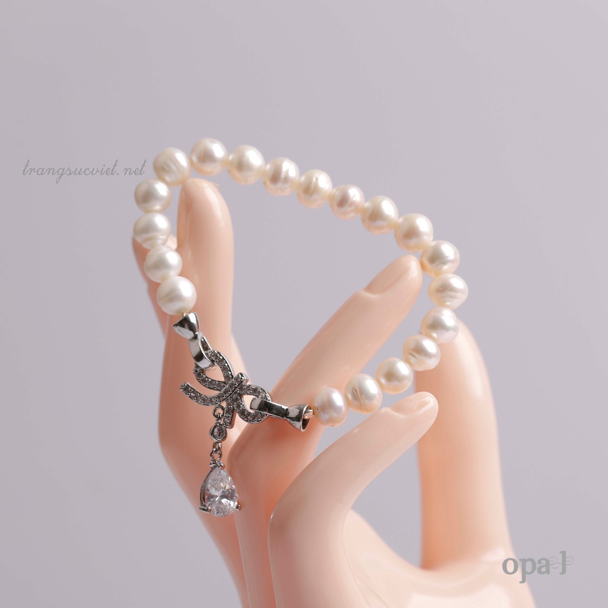 BST Vòng tay ngọc trai Opal – Dành cho chị gái, ưu đãi tháng 4: 550k