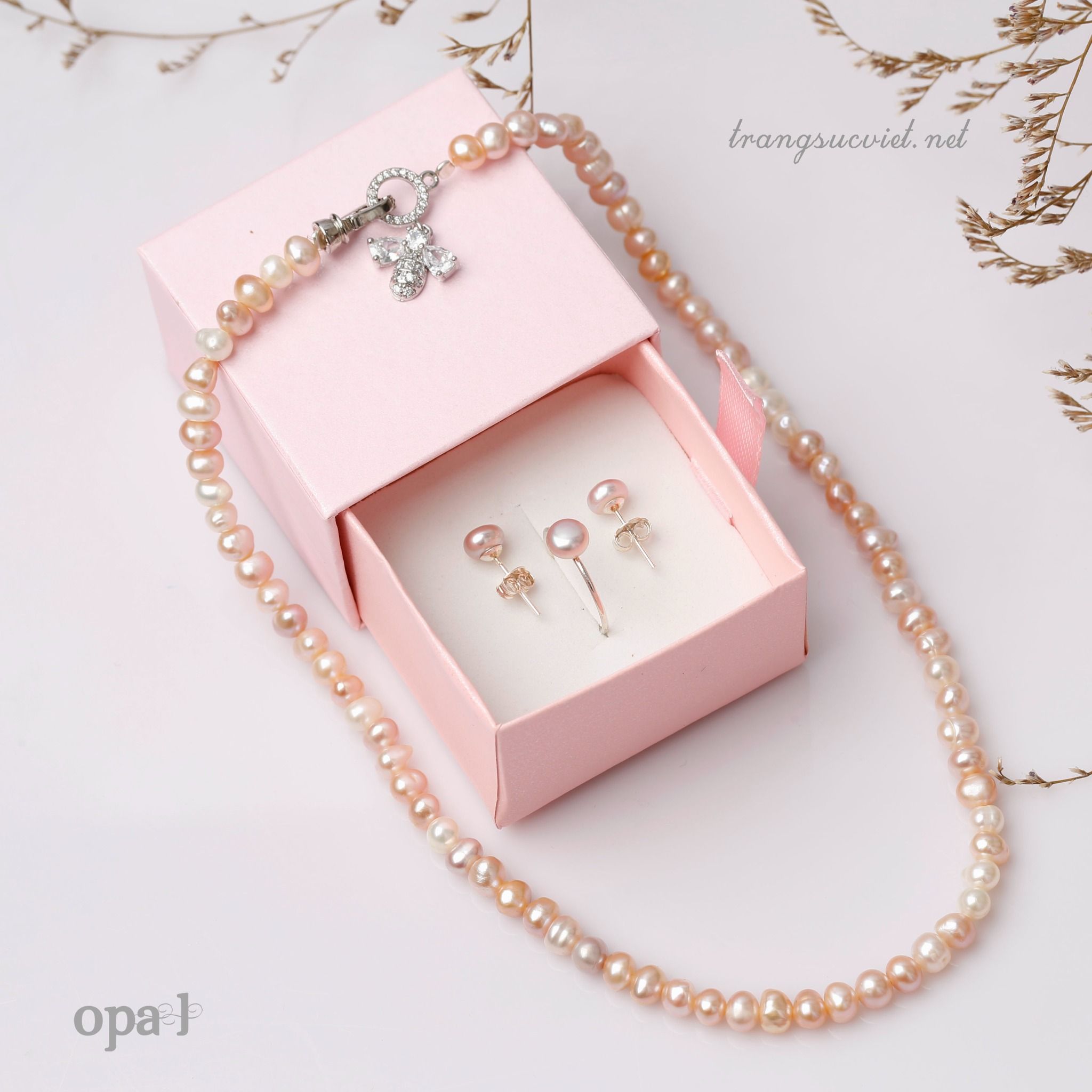 Bộ ngọc trai ánh hồng trẻ trung 4ly