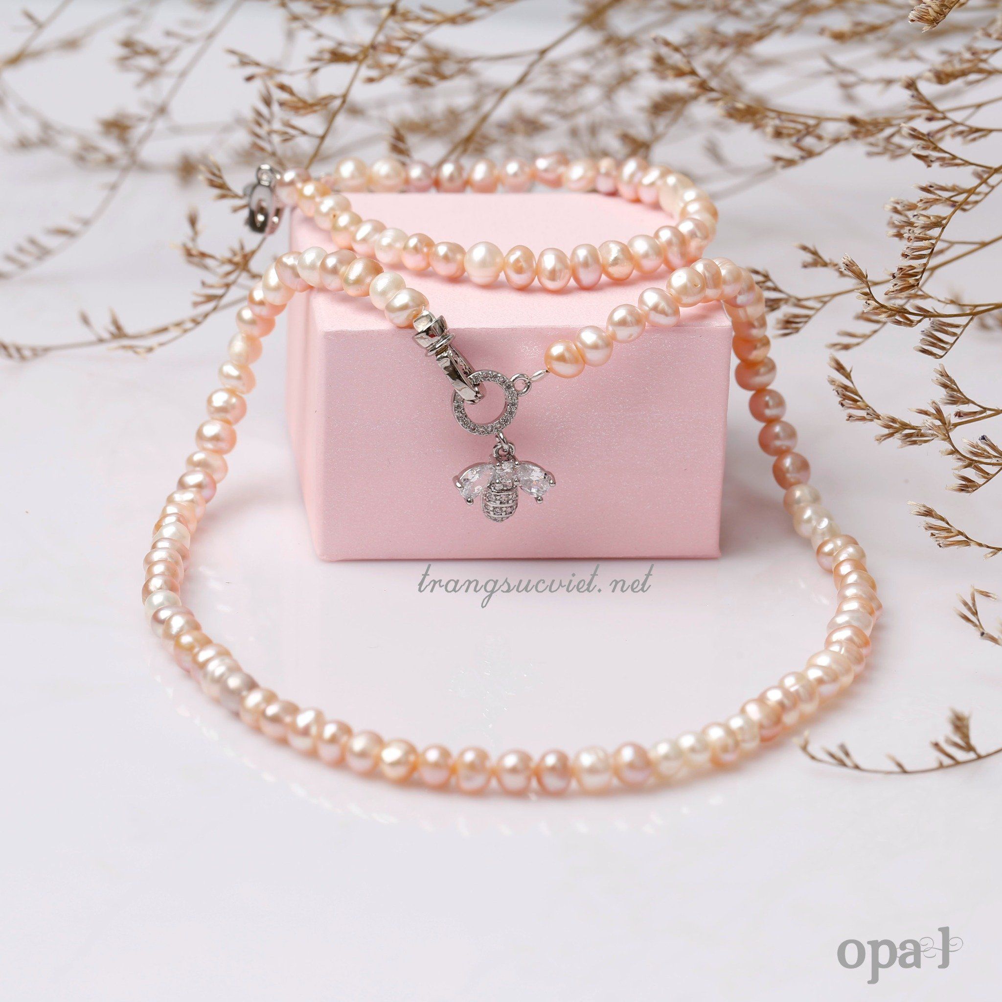 Bộ ngọc trai ánh hồng trẻ trung 4ly
