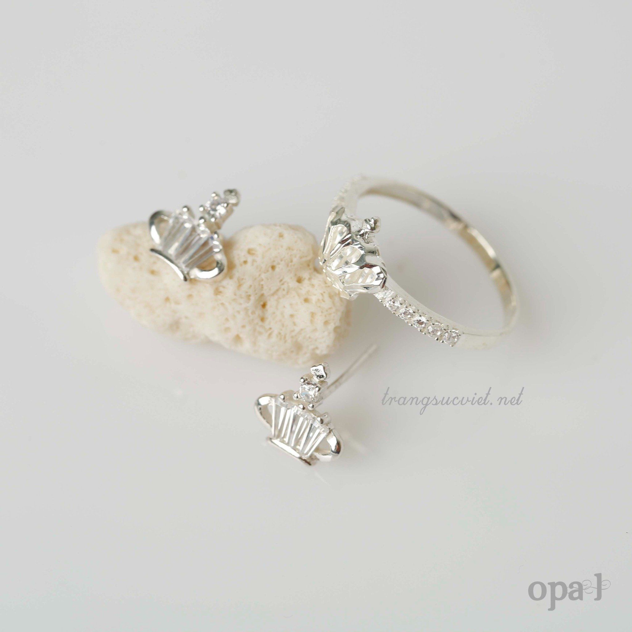 Bộ ngọc trai hồng oval vương niệm công chúa