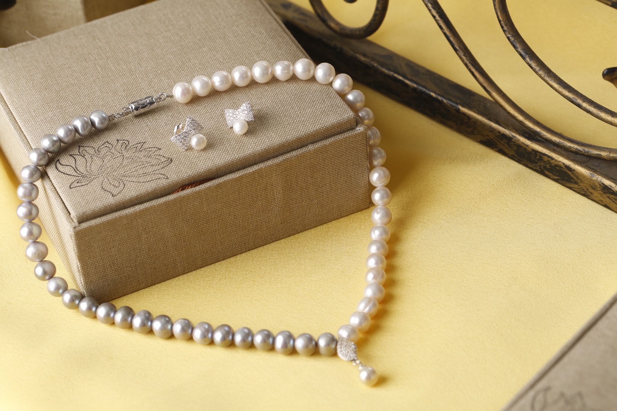 Bộ trang sức ngọc trai OPAL - SNE12211