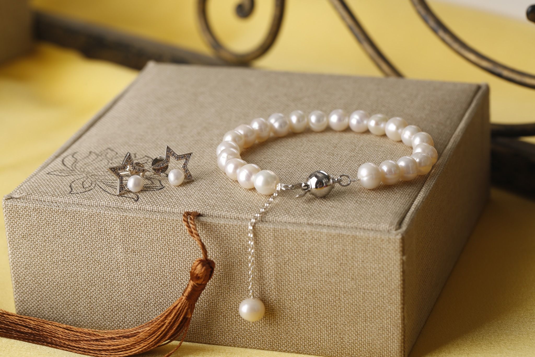 Set Vòng Tay & Bông Tai Ngọc Trai Opal - SBE12213