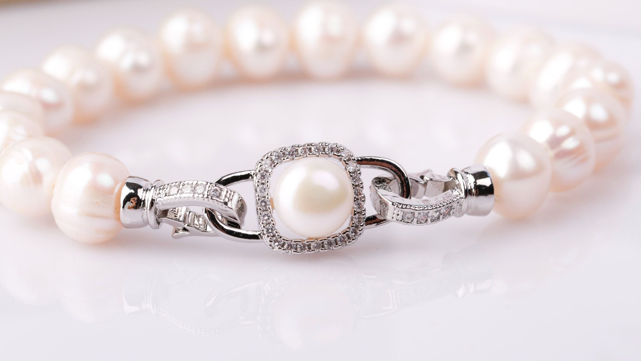 Vòng tay ngọc trai thương hiệu Opal - PB12215