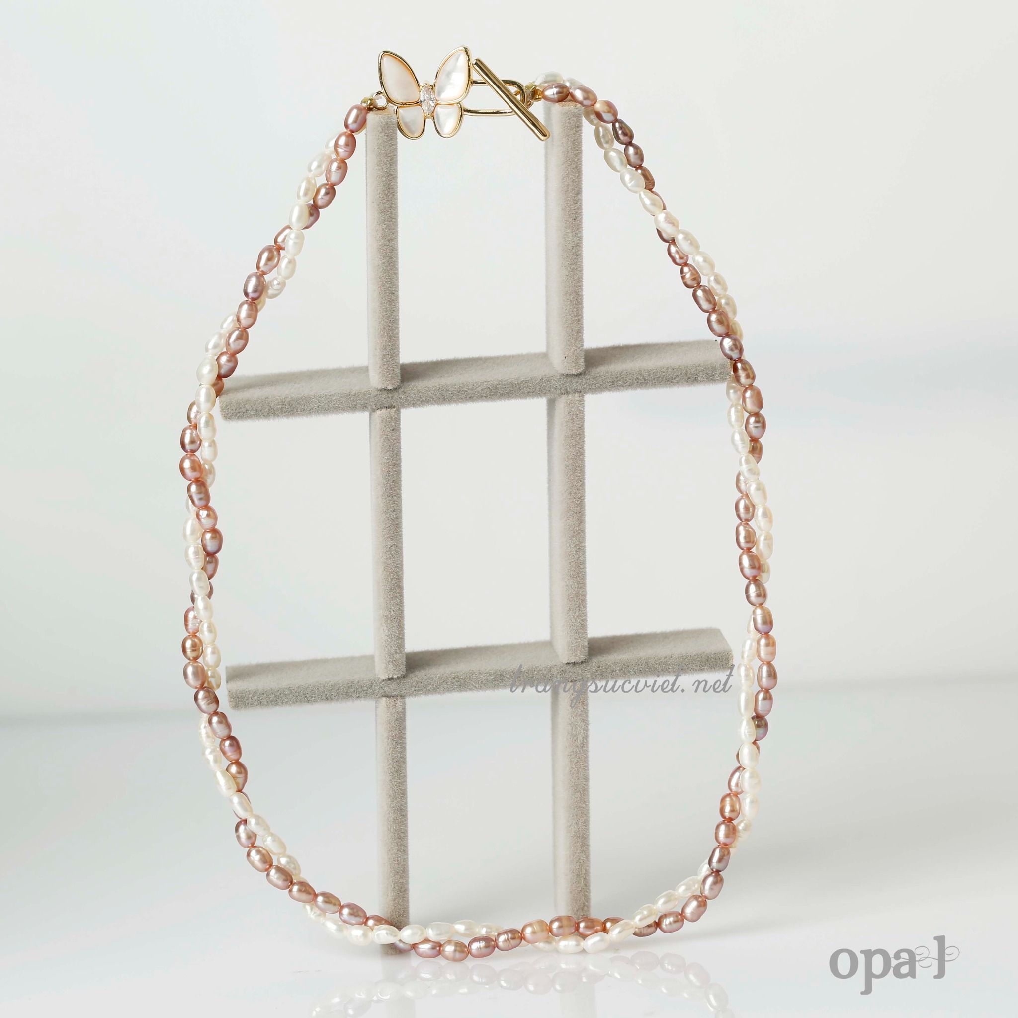 Chuỗi ngọc trai oval nhí xoắn thanh lịch