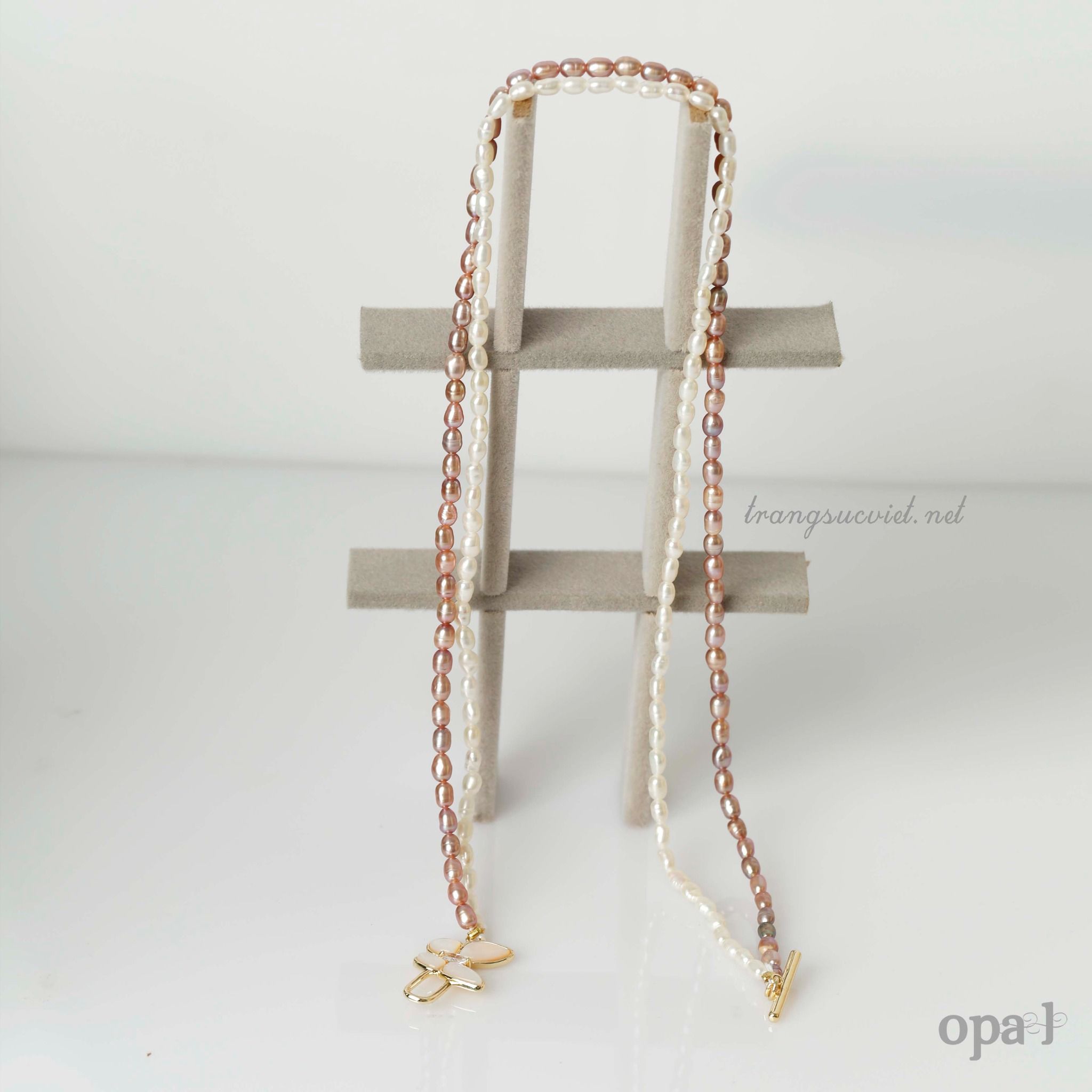 Chuỗi ngọc trai oval nhí xoắn thanh lịch