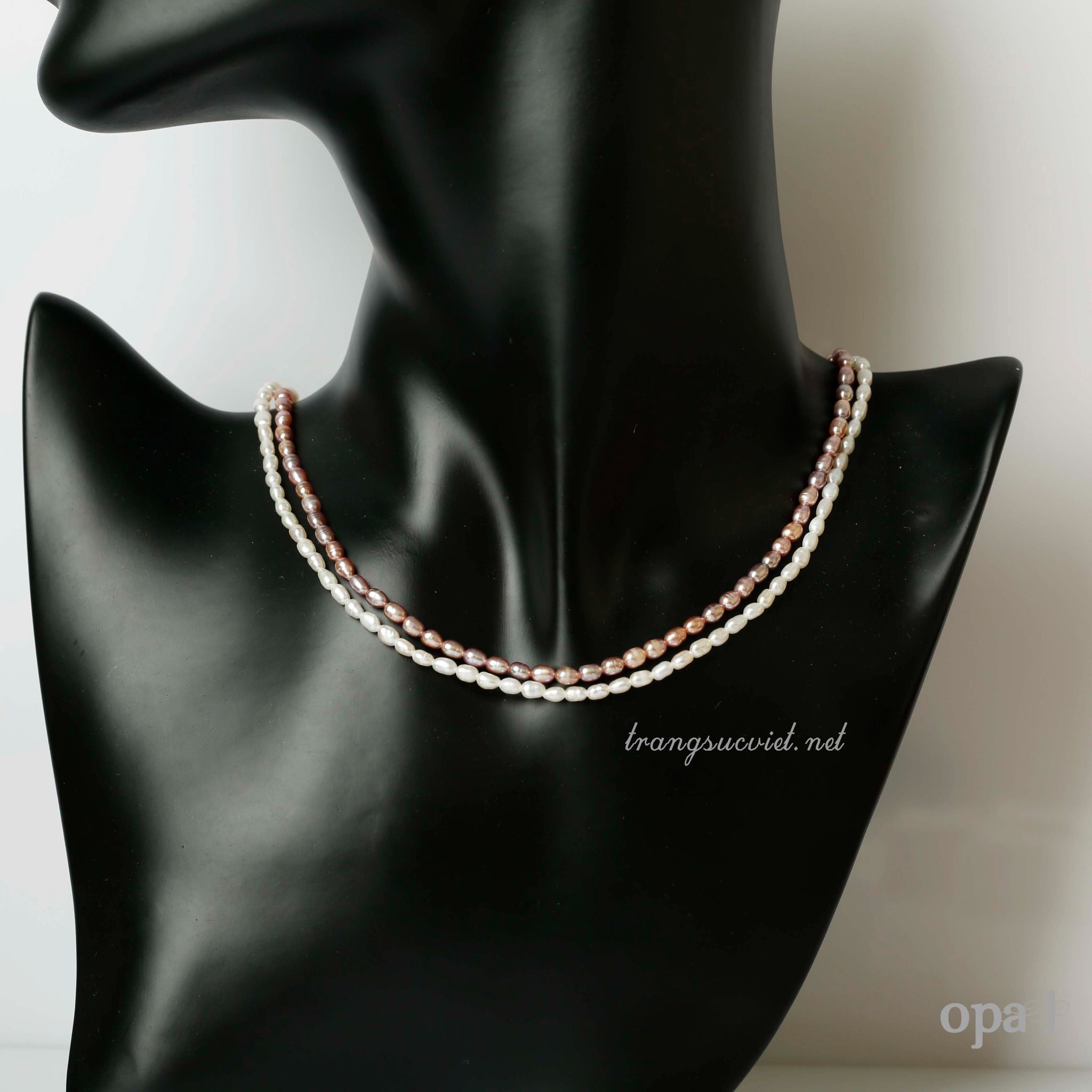 Chuỗi ngọc trai oval nhí xoắn thanh lịch