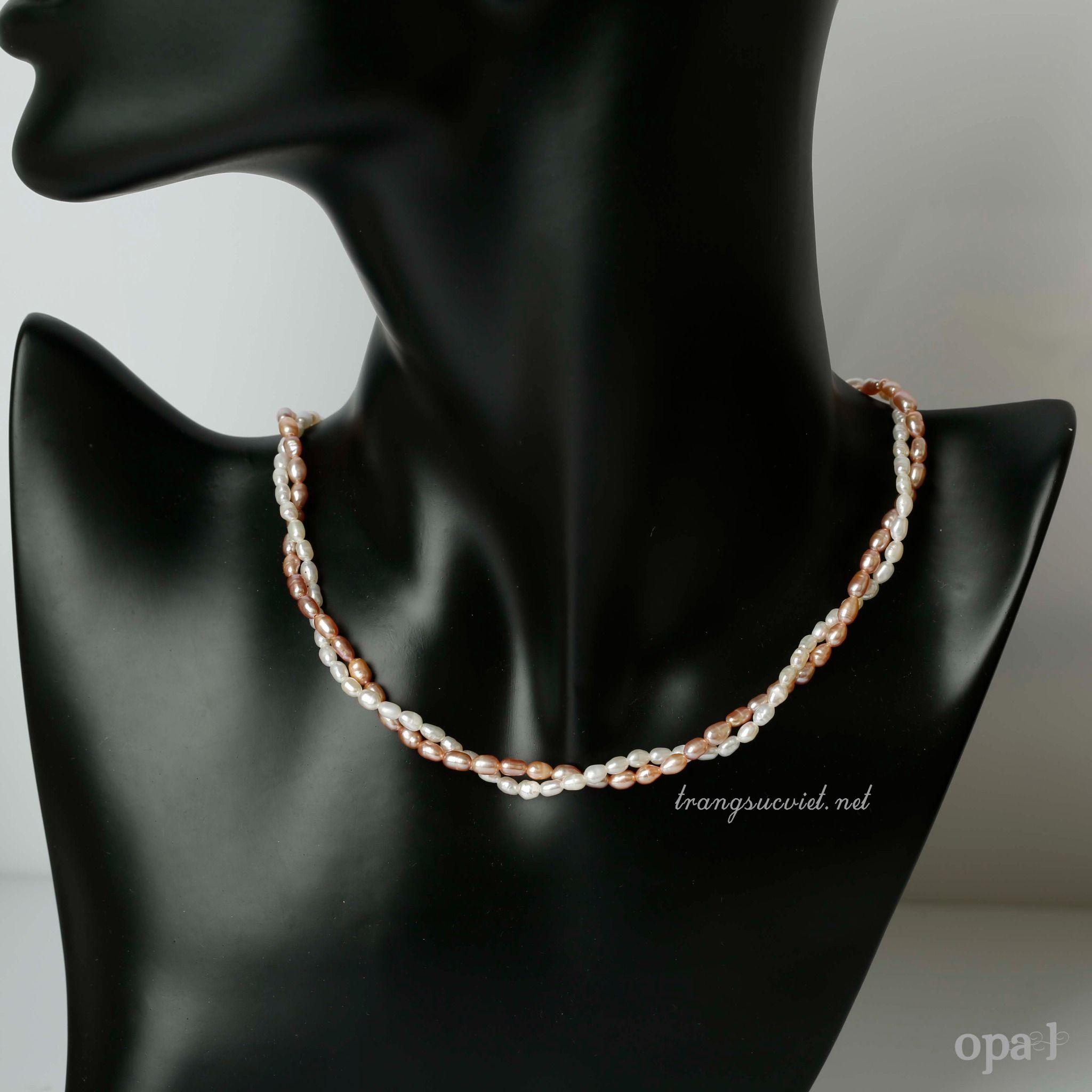 Chuỗi ngọc trai oval nhí xoắn thanh lịch