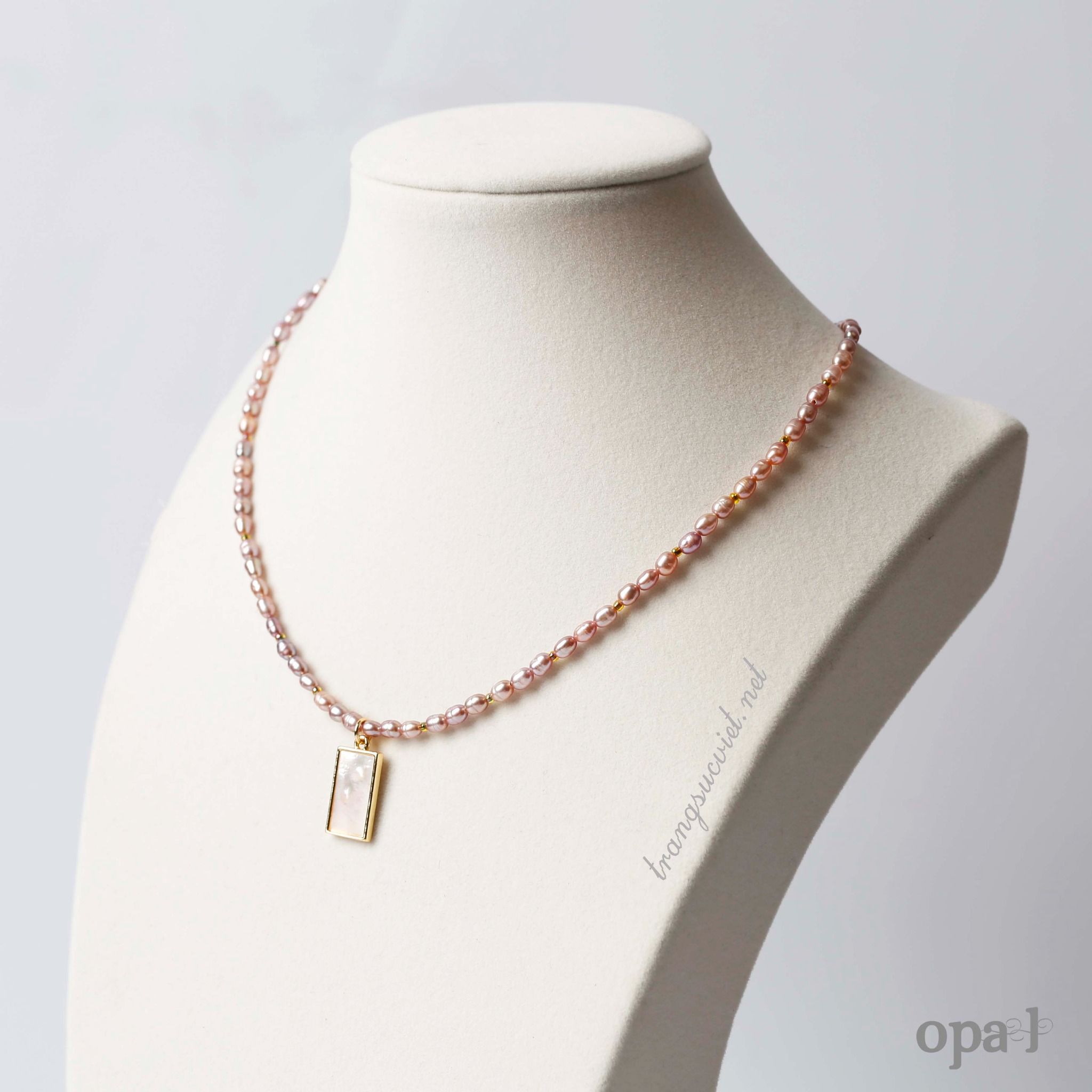 Choker ngọc trai hạt gạo nhí - trẻ trung và sành điệu