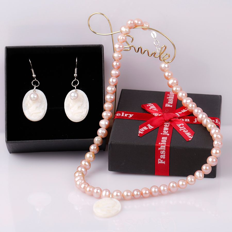 Bộ ngọc Trai Choker mang Phong cách Pháp