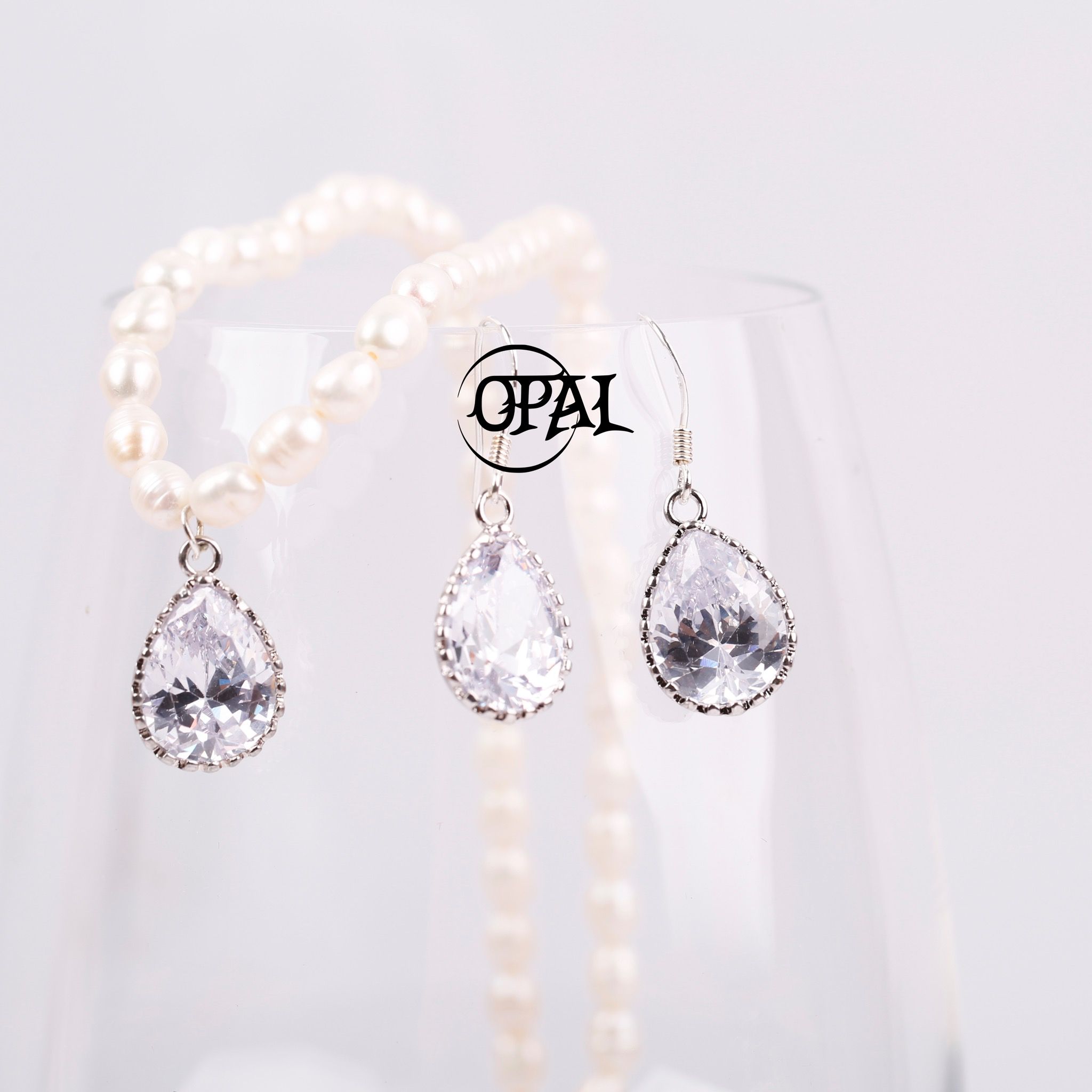 Bộ trang sức ngọc trai giọt nước thương hiệu Opal
