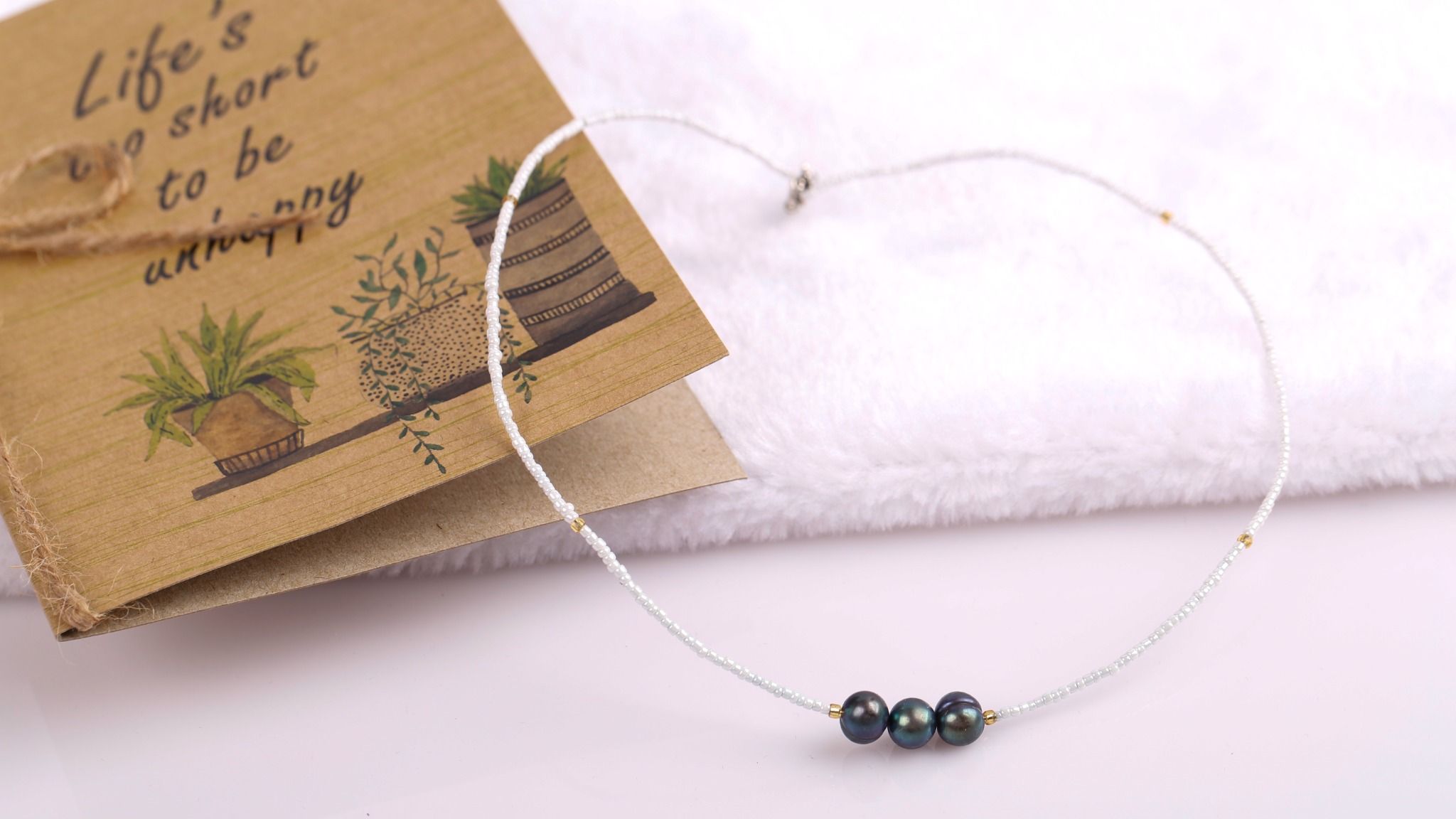 Vòng cổ Choker Ngọc Trai kết hợp cườm đen trắng 2 màu chọn lựa