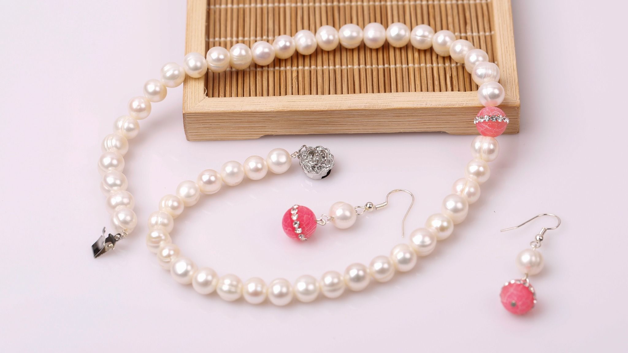 Bộ Vòng cổ và Hoa tai Ngọc trai thương hiệu Opal
