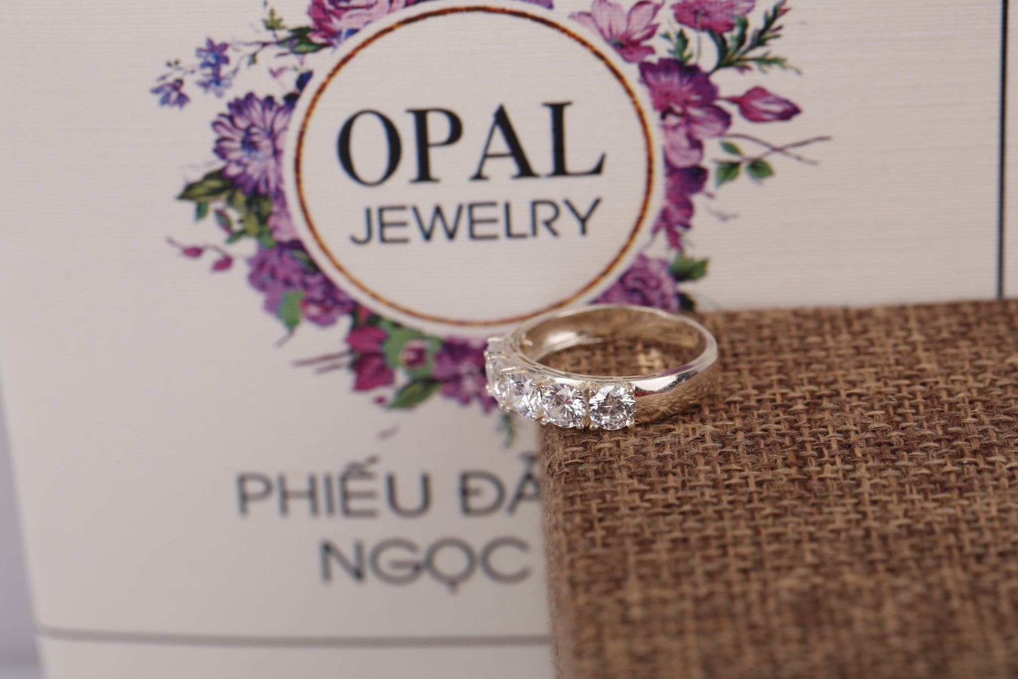  Nhẫn bạc nữ đính đá Ross thương hiệu Opal 