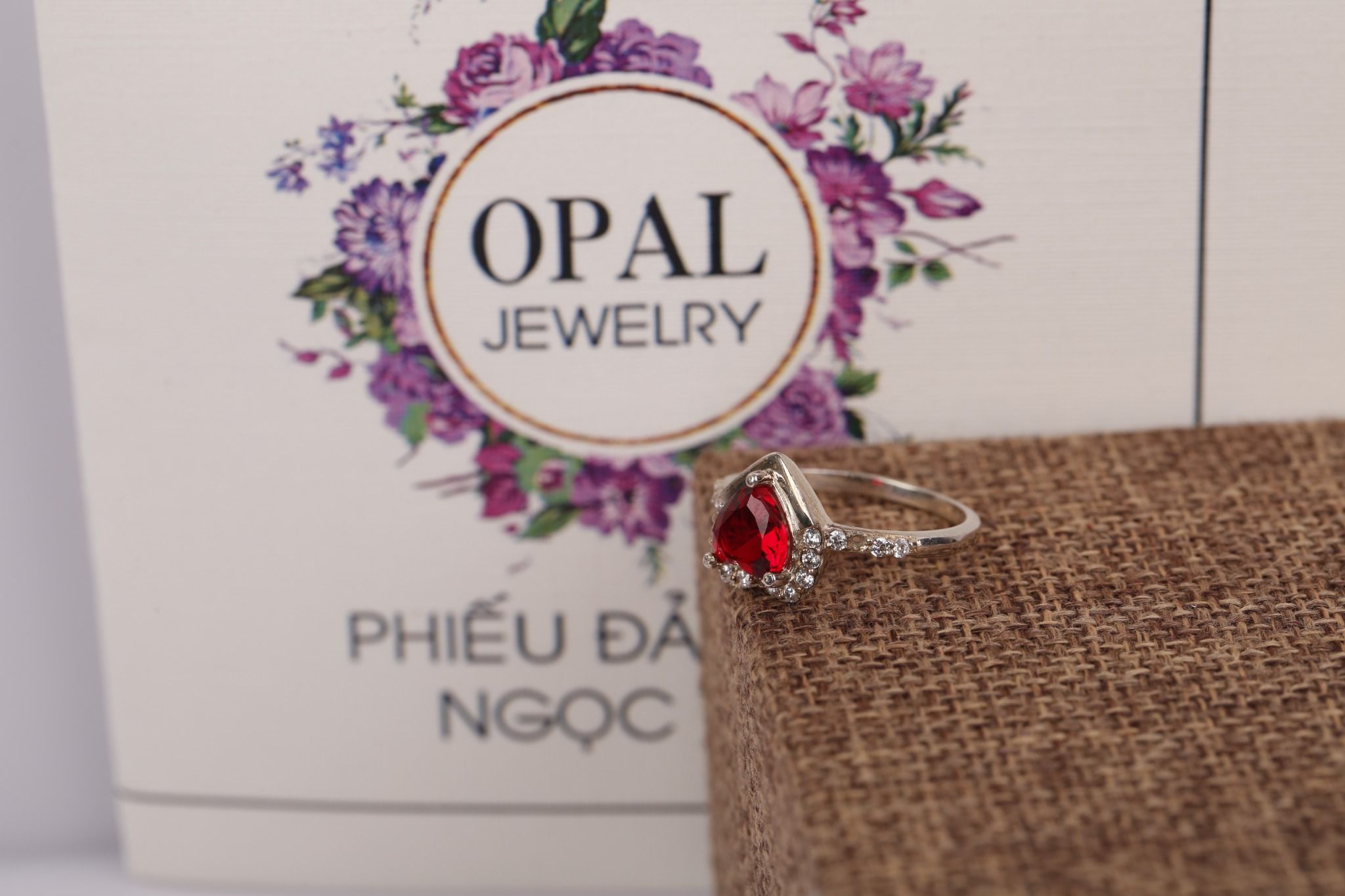  Nhẫn bạc nữ đính đá Ross thương hiệu Opal 