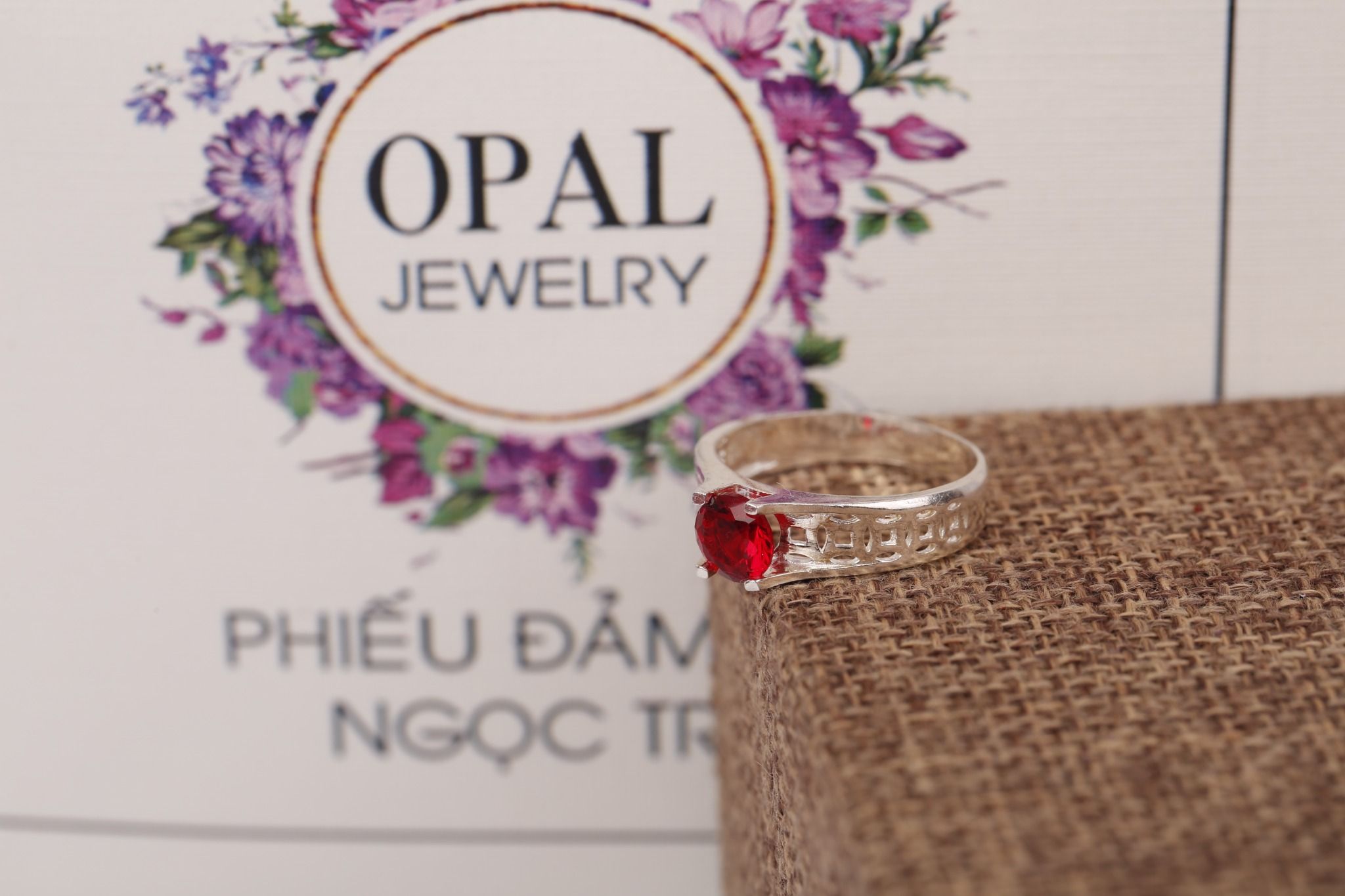  Nhẫn bạc nữ đính đá Ross thương hiệu Opal 