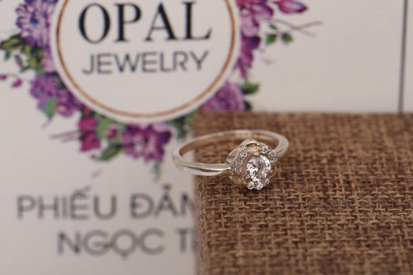  Nhẫn bạc nữ đính đá Ross thương hiệu Opal 