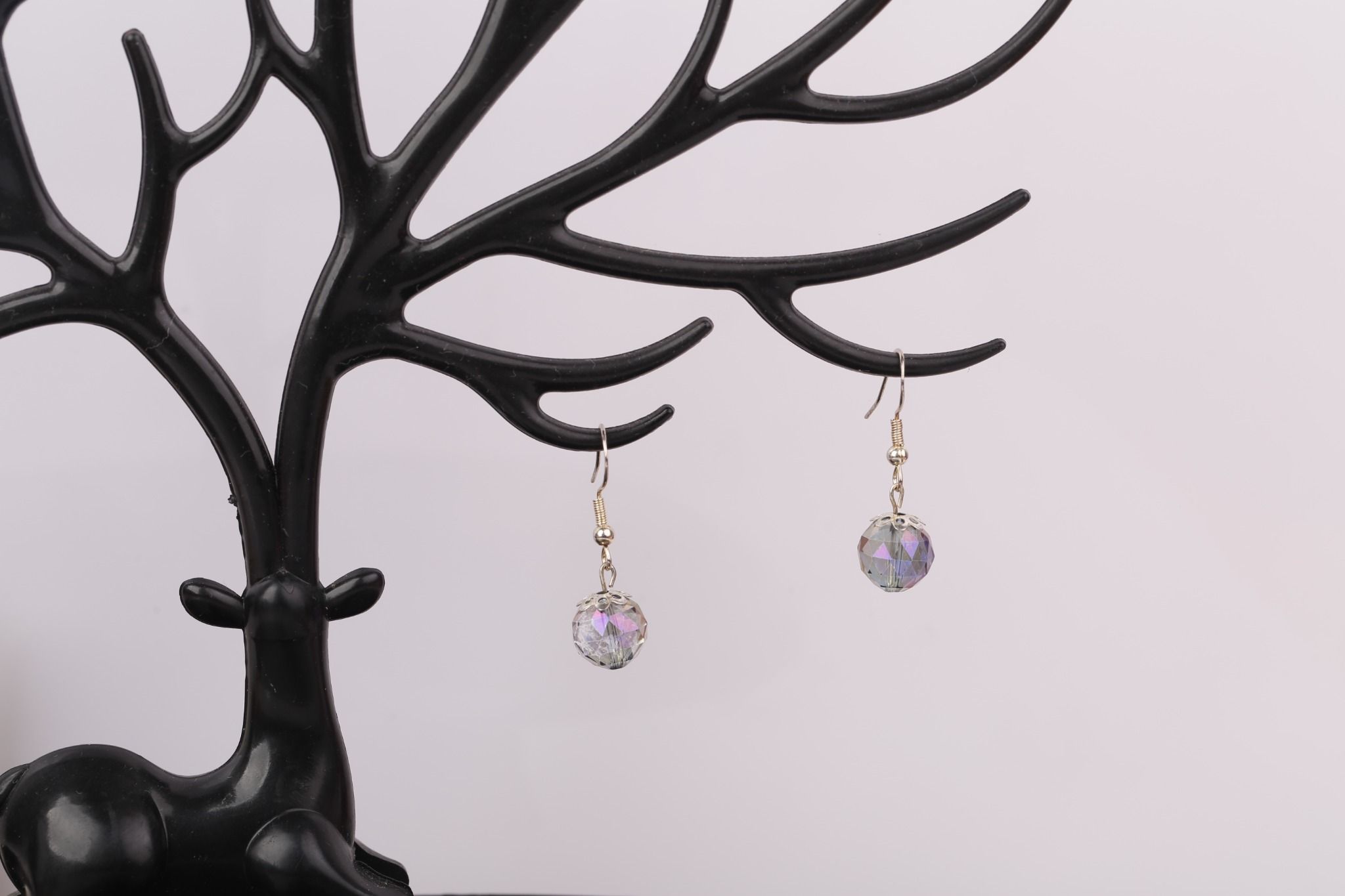 Hoa tai bạc + charm đá phong cách trẻ trung Opal