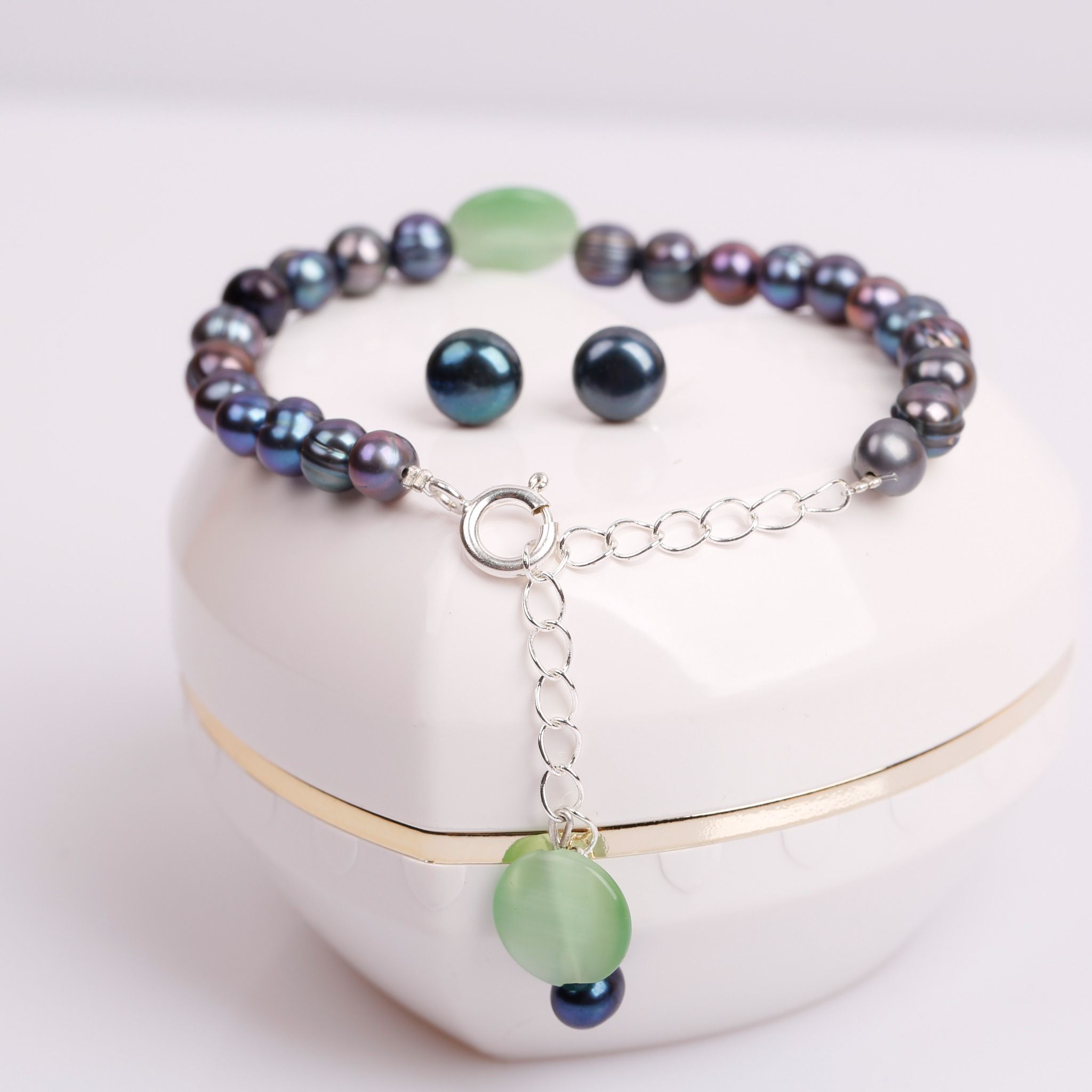 BST vòng tay và hoa tai Ngọc Trai Opal