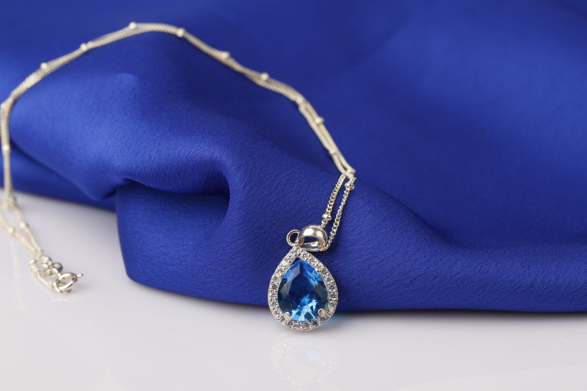 Dây chuyền bạc mặt đá Xanh thương hiệu Opal