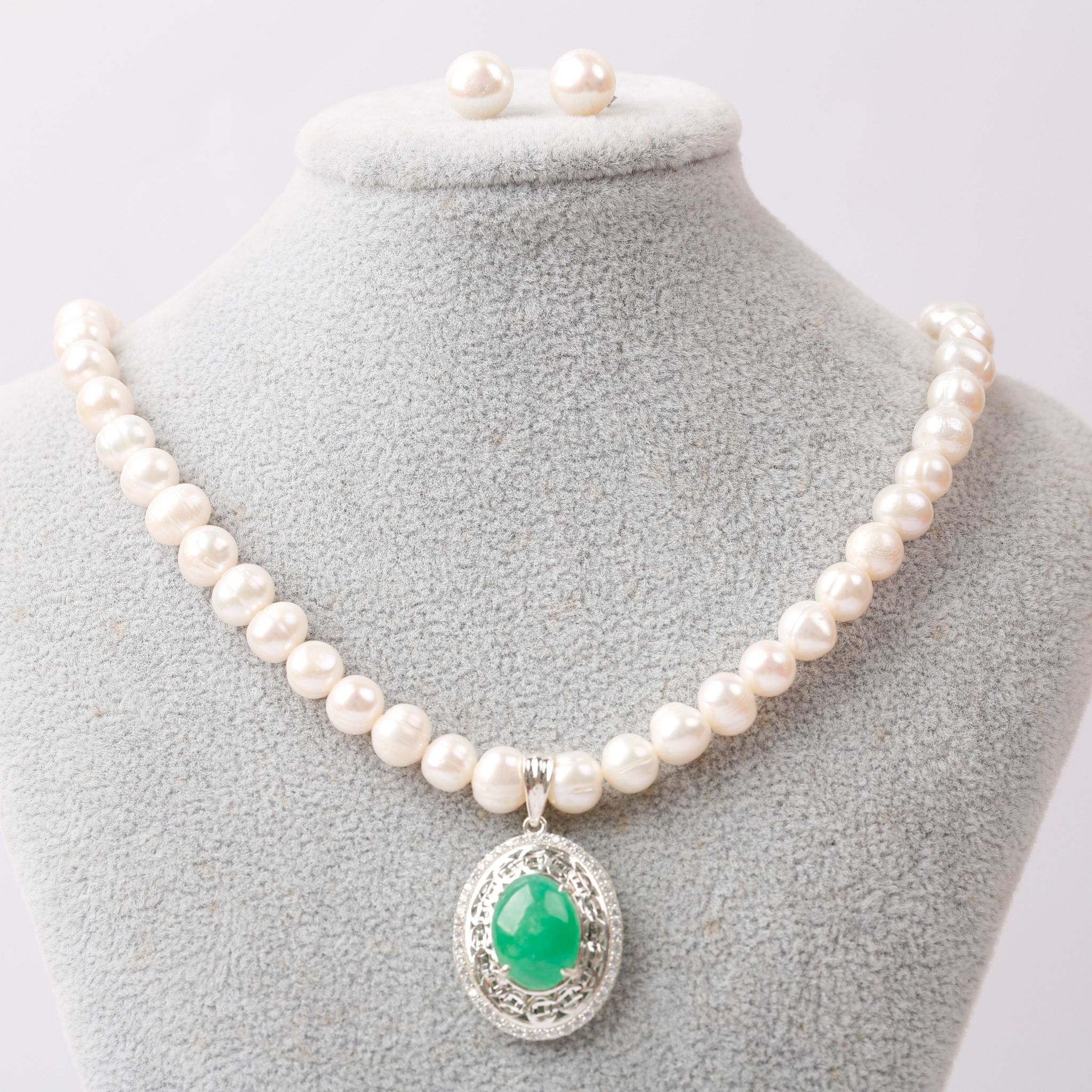 Bộ Trang sức Vòng cổ - Hoa tai Ngọc trai mặt đá xanh thương hiệu Opal