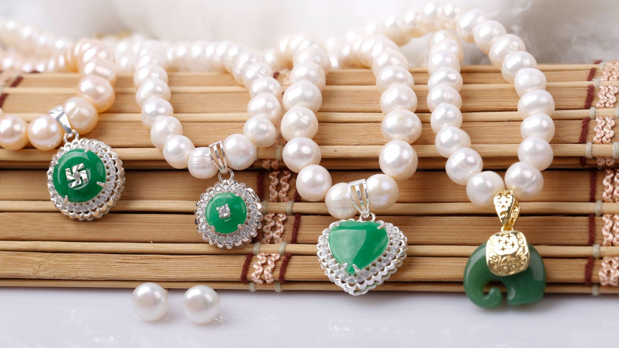 Chuỗi ngọc trai tặng Mẹ thương hiệu Opal + quà tặng hoa tai trị giá 250k