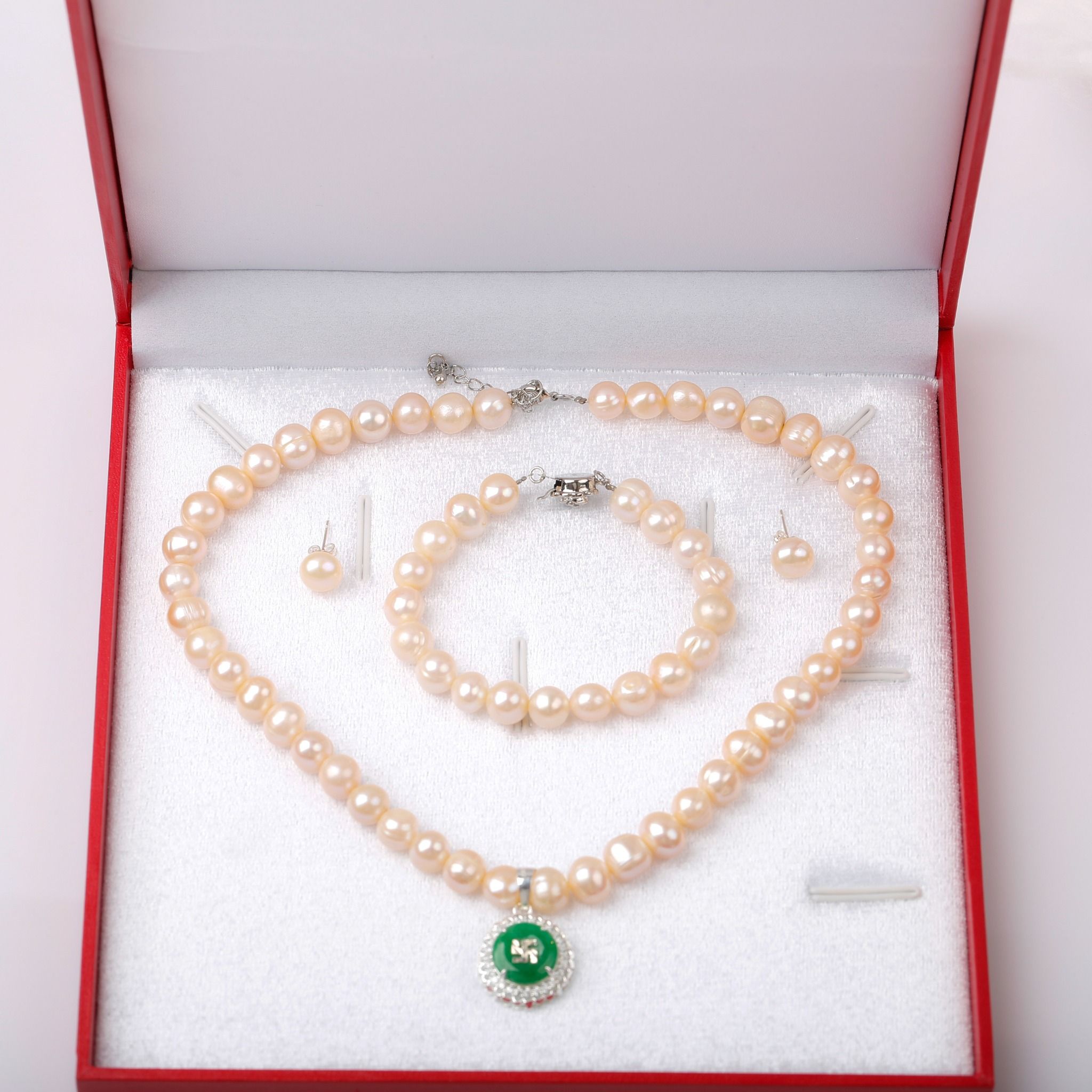 Chuỗi ngọc trai tặng Mẹ thương hiệu Opal + quà tặng hoa tai trị giá 250k