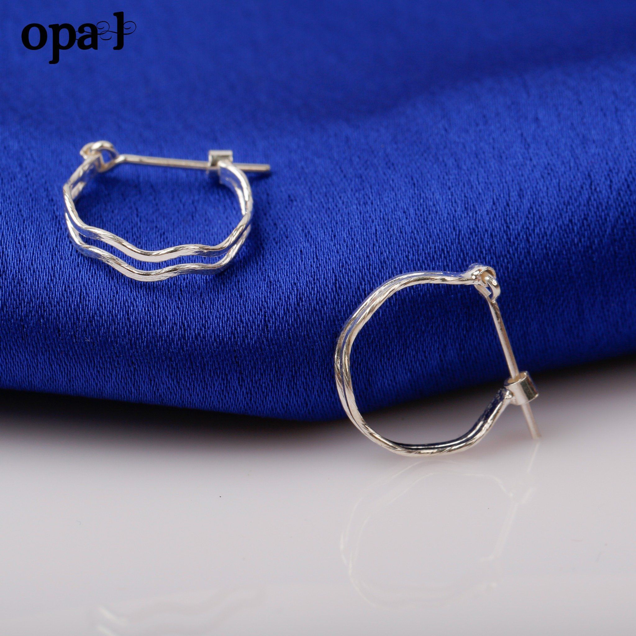 Hoa tai bạc phong cách nhẹ nhàng trẻ trung thương hiệu Opal