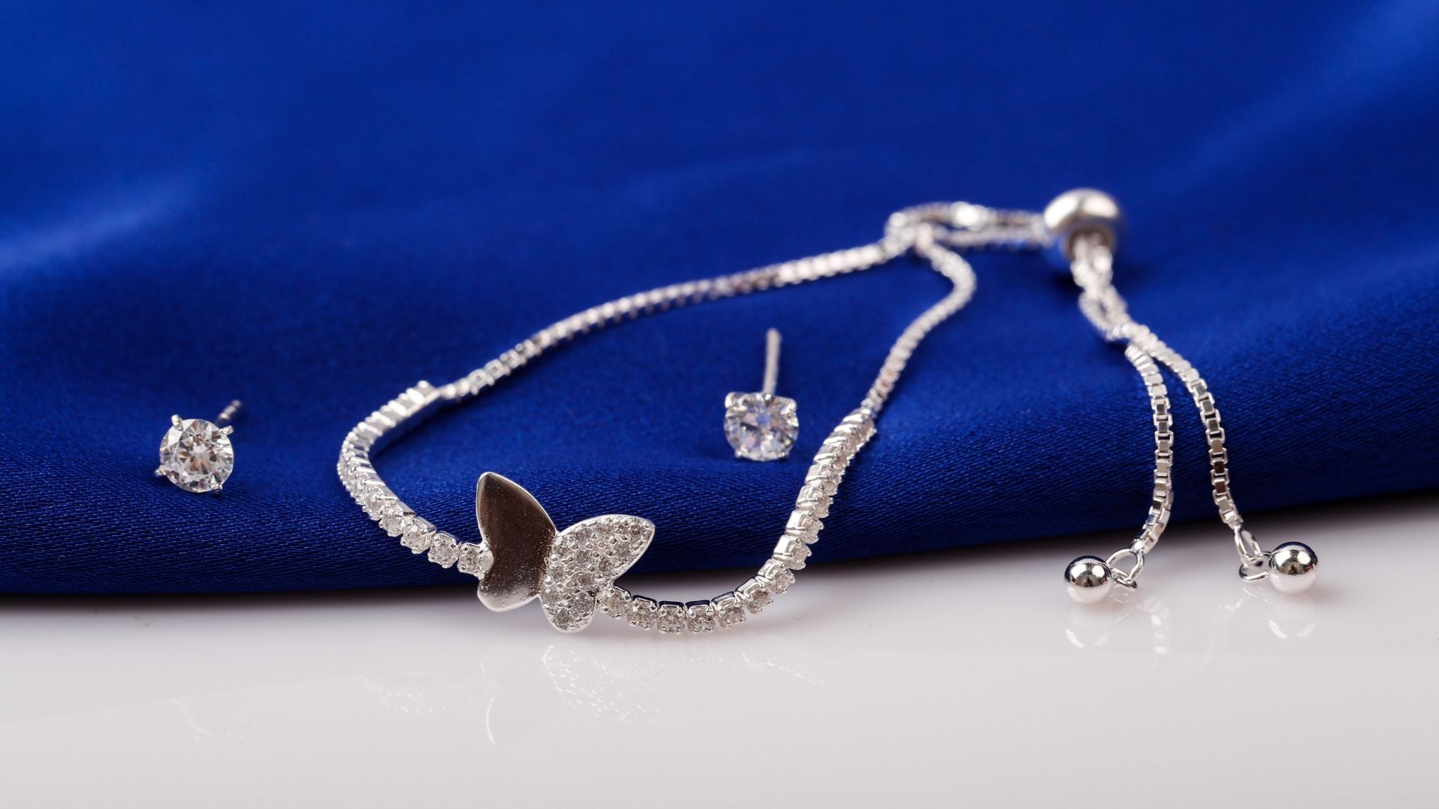 Lắc tay Bạc đính đá thiết kế mới phong cách trẻ trung thương hiệu Opal