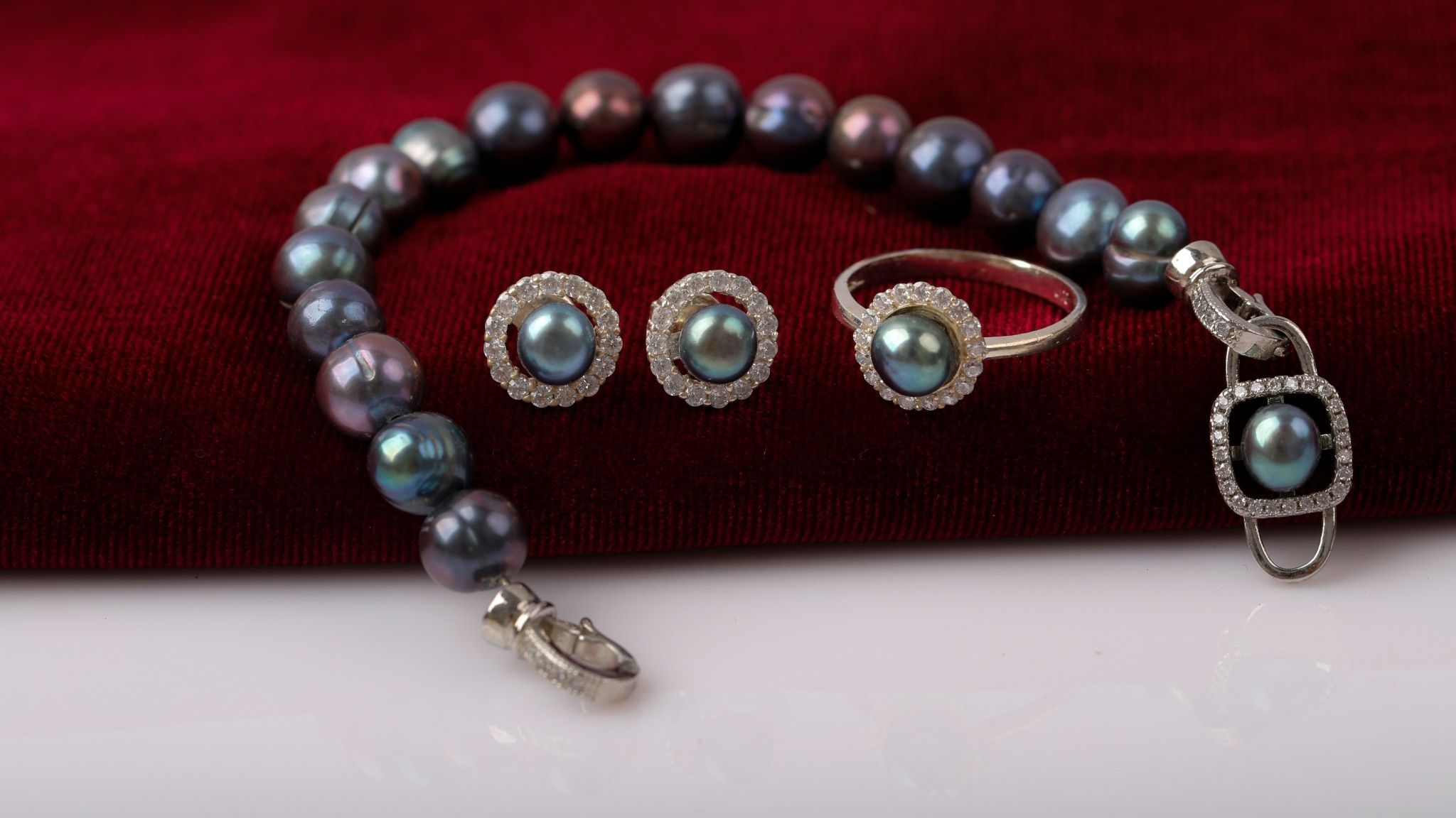 Bộ bạc đính ngọc trai đen ánh xanh tím kích thước 6,7li phong cách trẻ trung Opal