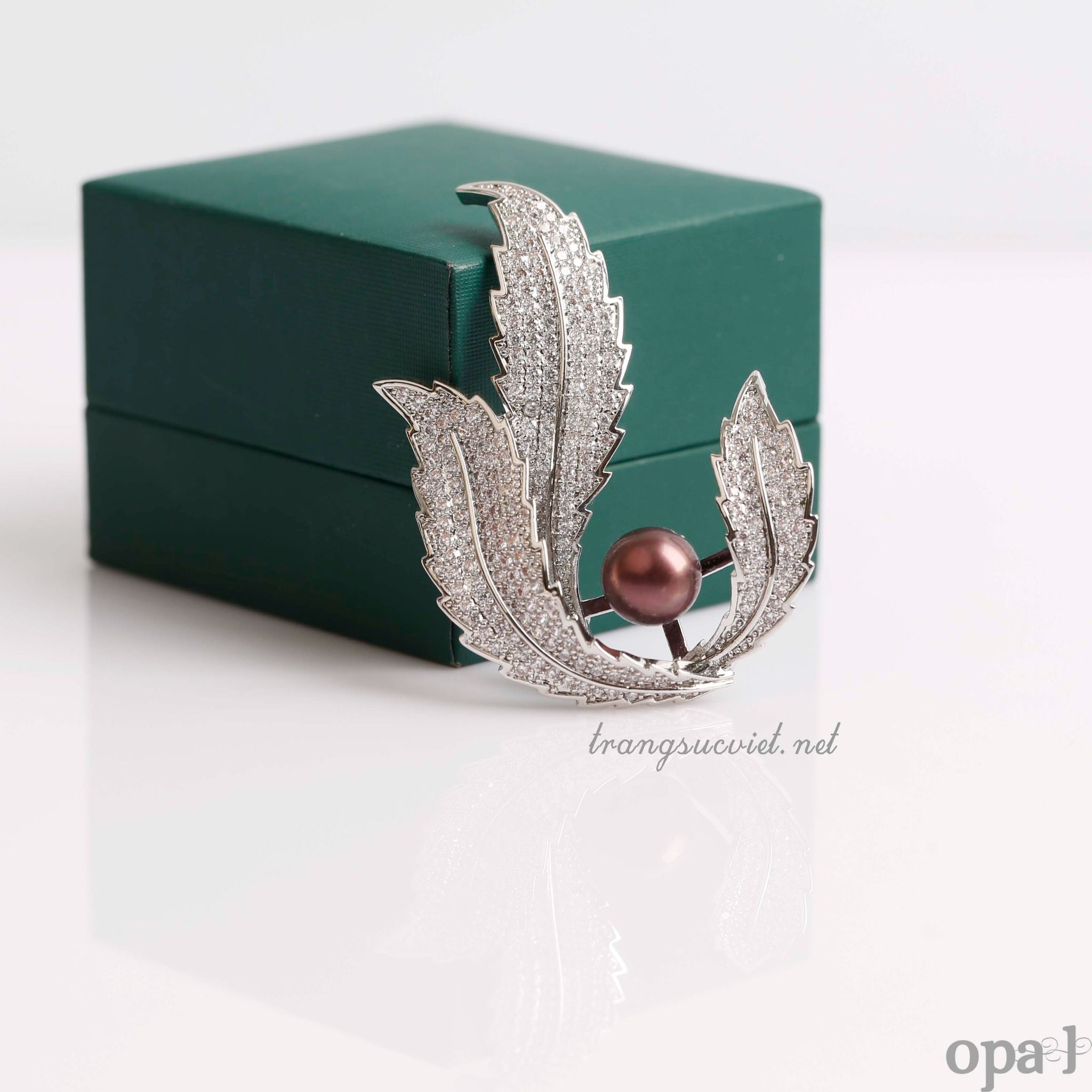 Bộ sưu tập cài áo Everyday Shining
