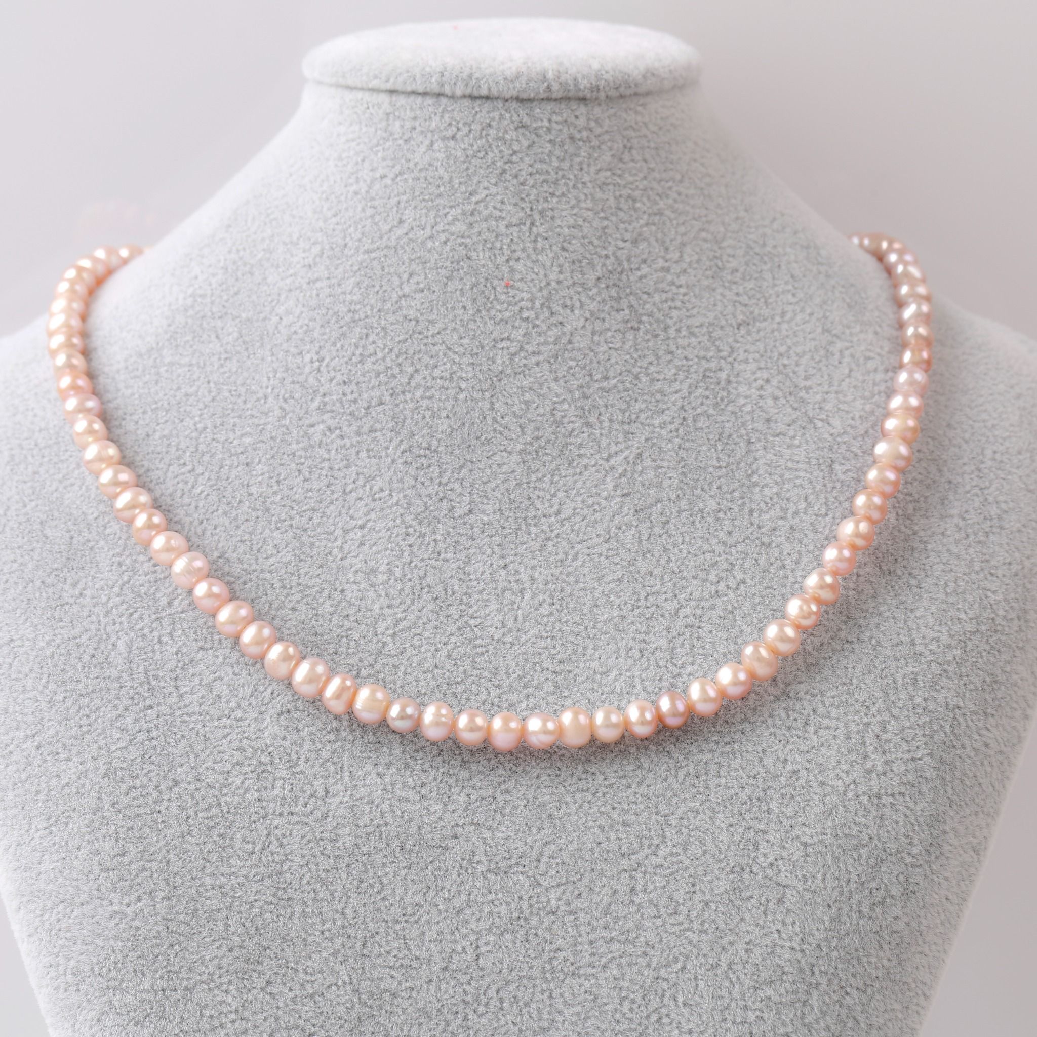 Vòng cổ Ngọc Trai nước ngọt ánh tím hồng , 81 hạt ngọc 5,6li thương hiệu Opal