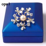  BST cài áo đính Ngọc Trai phong cách sang trọng ấn tượng thương hiệu Opal 
