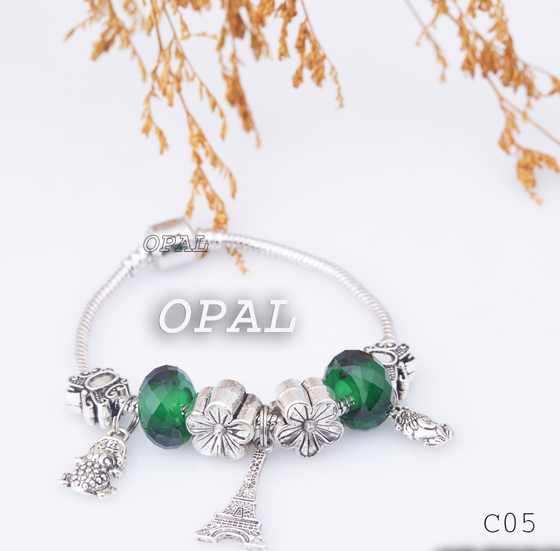 C05 - Vòng tay charm OPAL