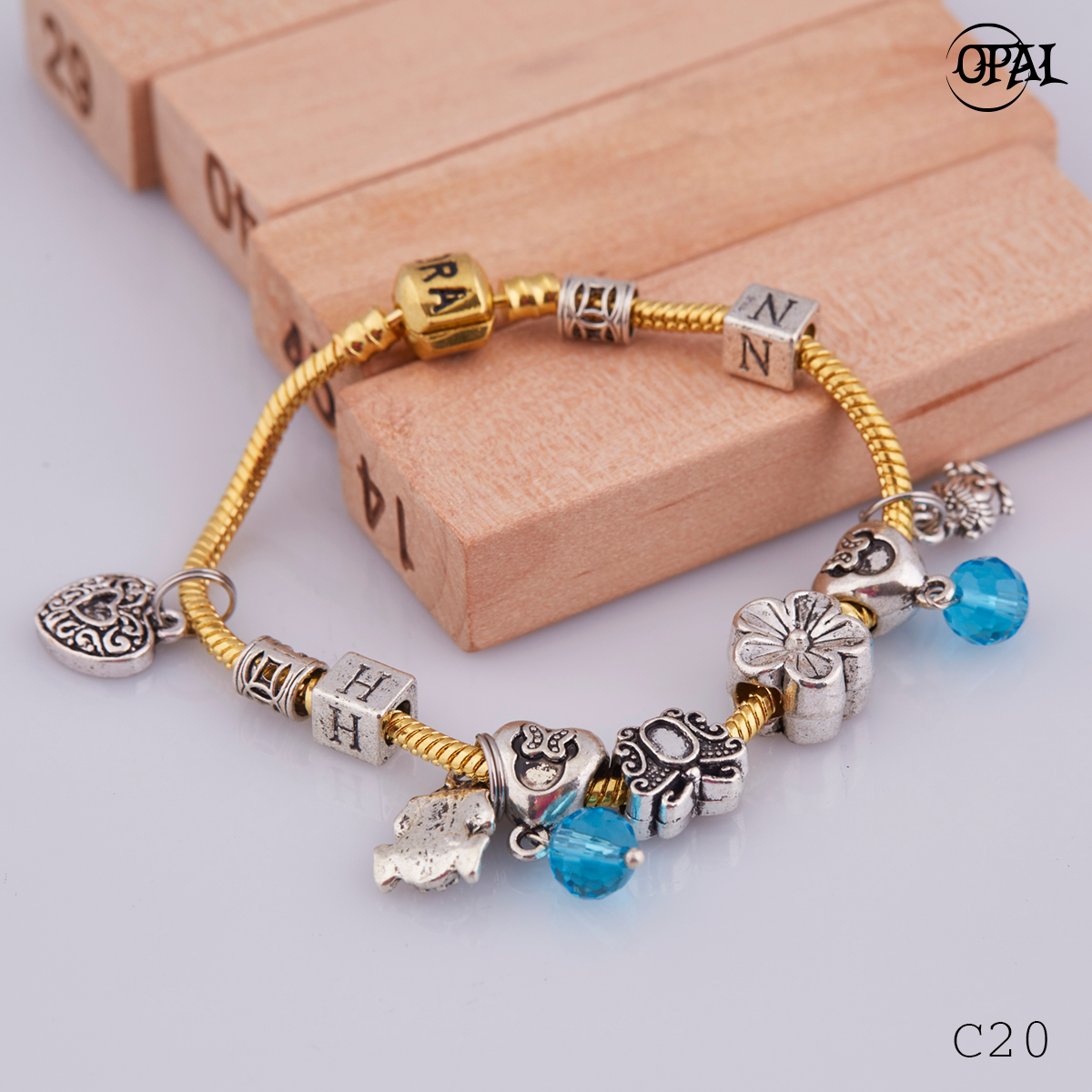 C20- Vòng tay charm Opal