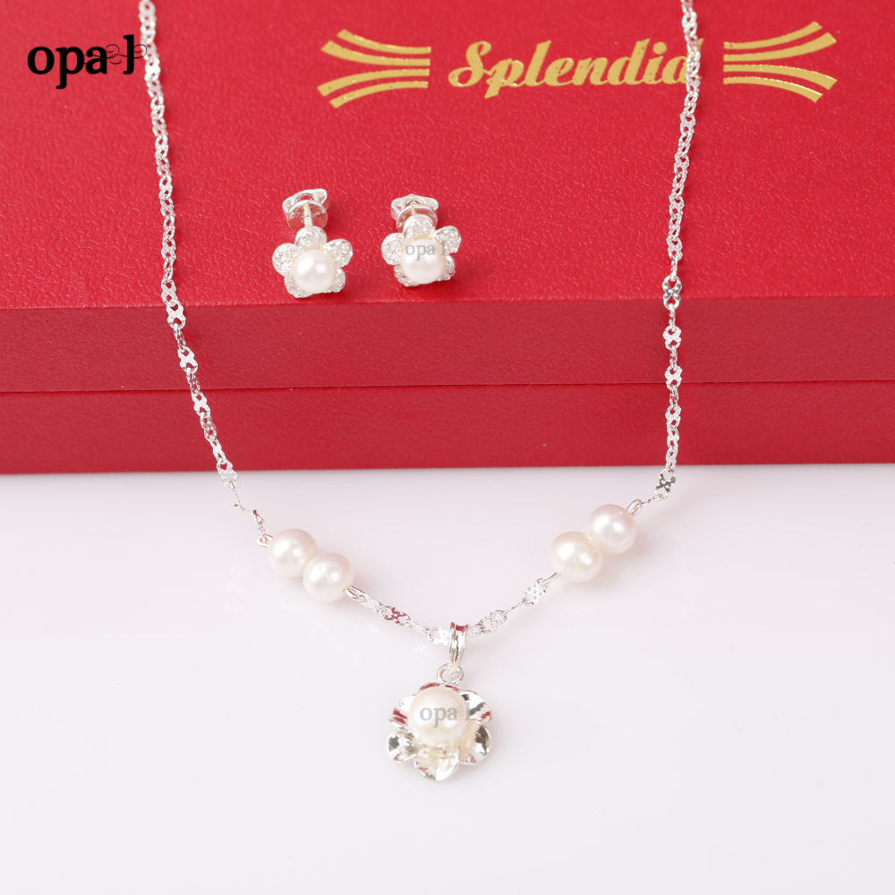 Bộ dây chuyền và hoa tai ngọc trai thương hiệu Opal HT2