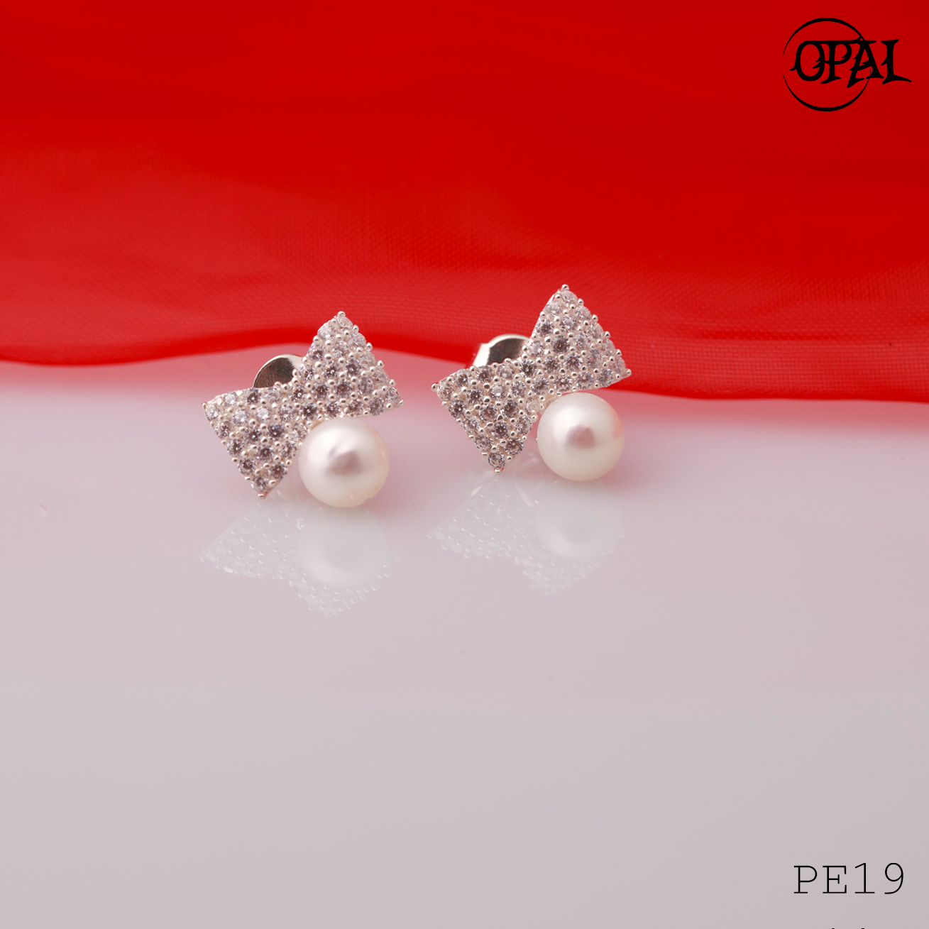 PE19- Hoa tai bạc đính ngọc trai OPAL