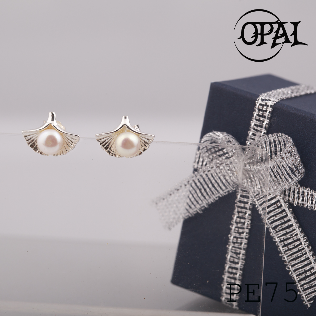 PE75 - Hoa tai bạc đính ngọc trai OPAL