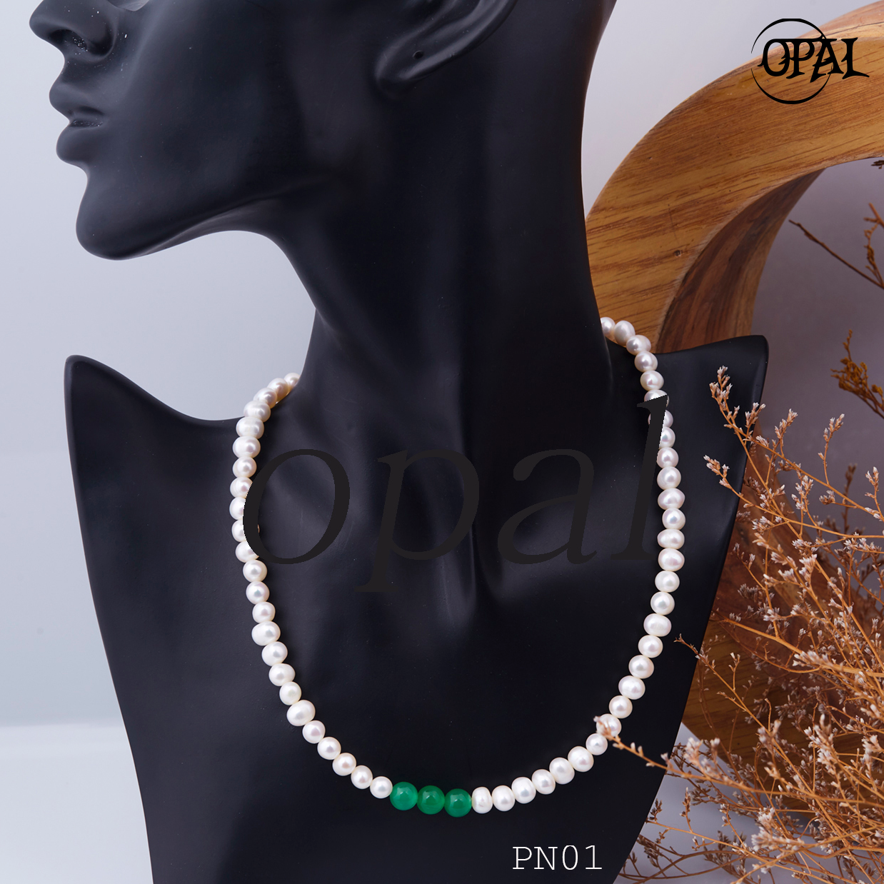 PN01- Chuỗi vòng cổ ngọc trai kết hợp 3 viên đá Ross xanh lá OPAL