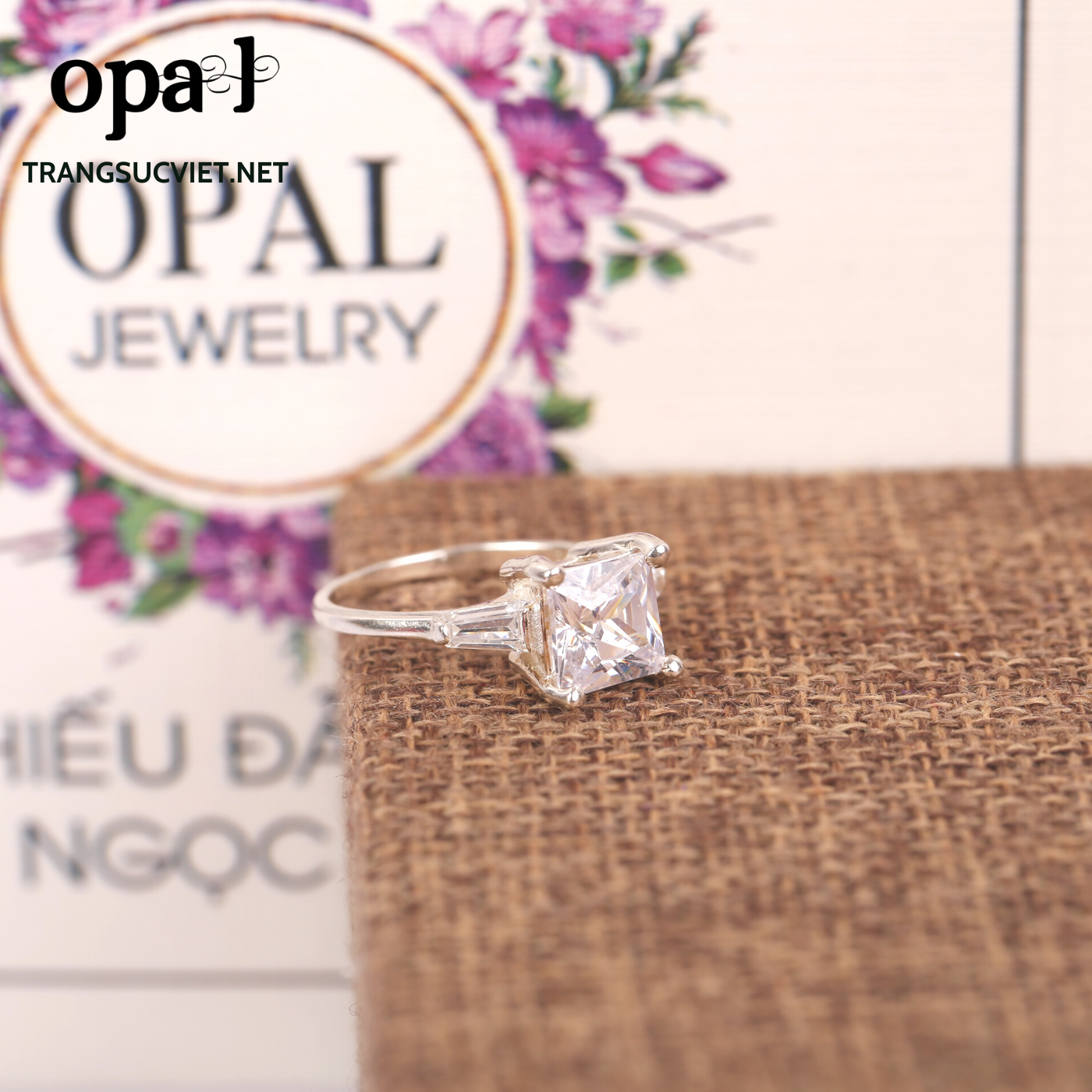Nhẫn bạc nữ đính đá Ross thương hiệu Opal
