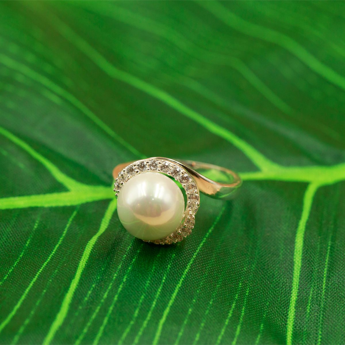 Nhẫn bạc đính ngọc trai OPAL