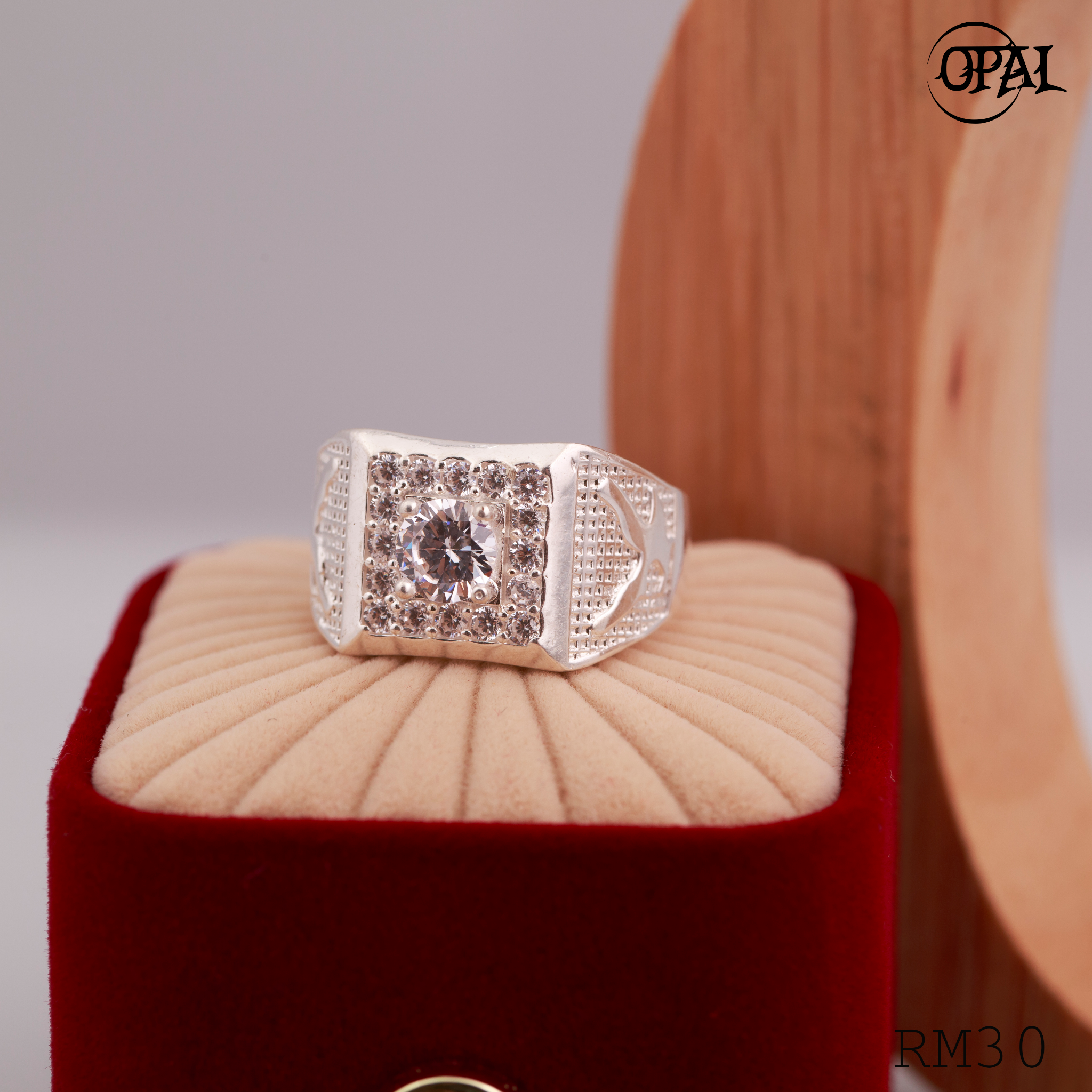 RM30 - Nhẫn bạc nam đính đá OPAL